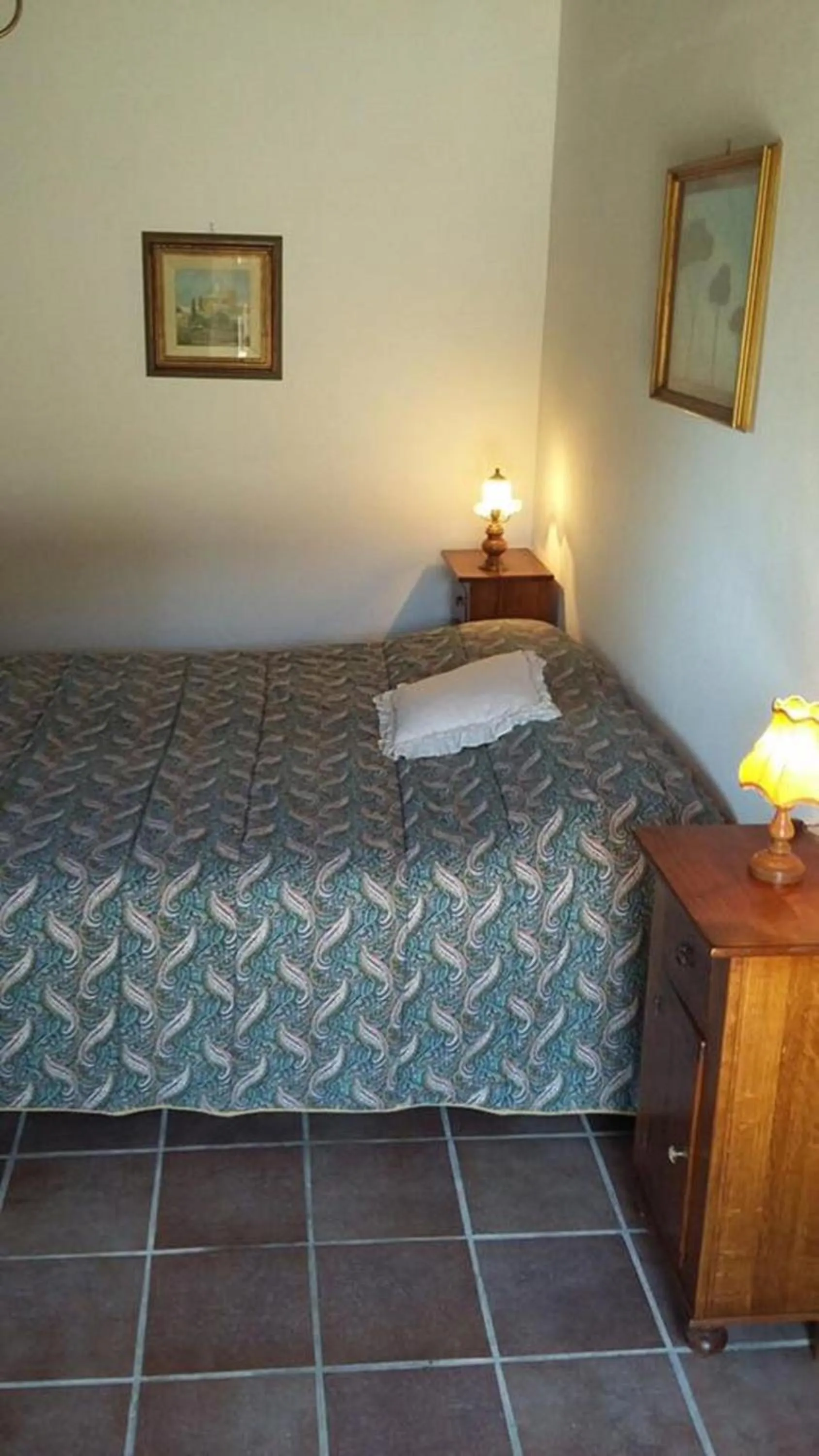 Decorative detail, Bed in Agriturismo Casapasserini