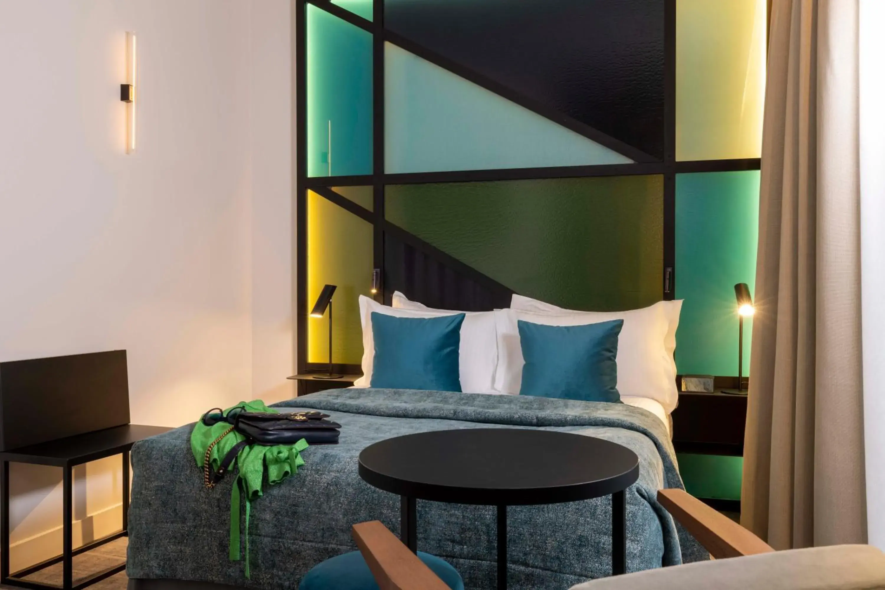 Deluxe Double Room in Le 12 Hôtel Deluxe Double Room in Le 12 Hôtel