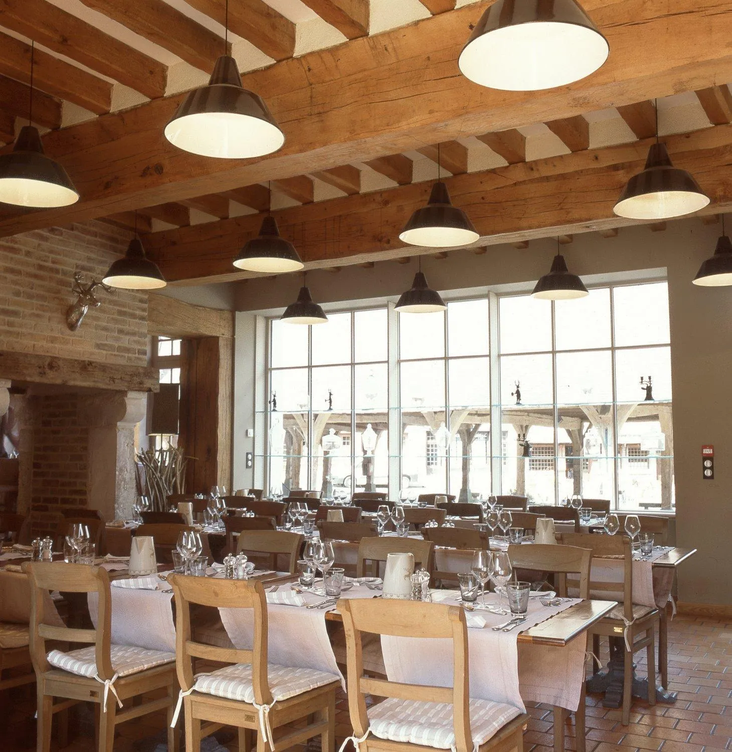 Restaurant/places to eat in Hotel Du Grand Cerf & Spa