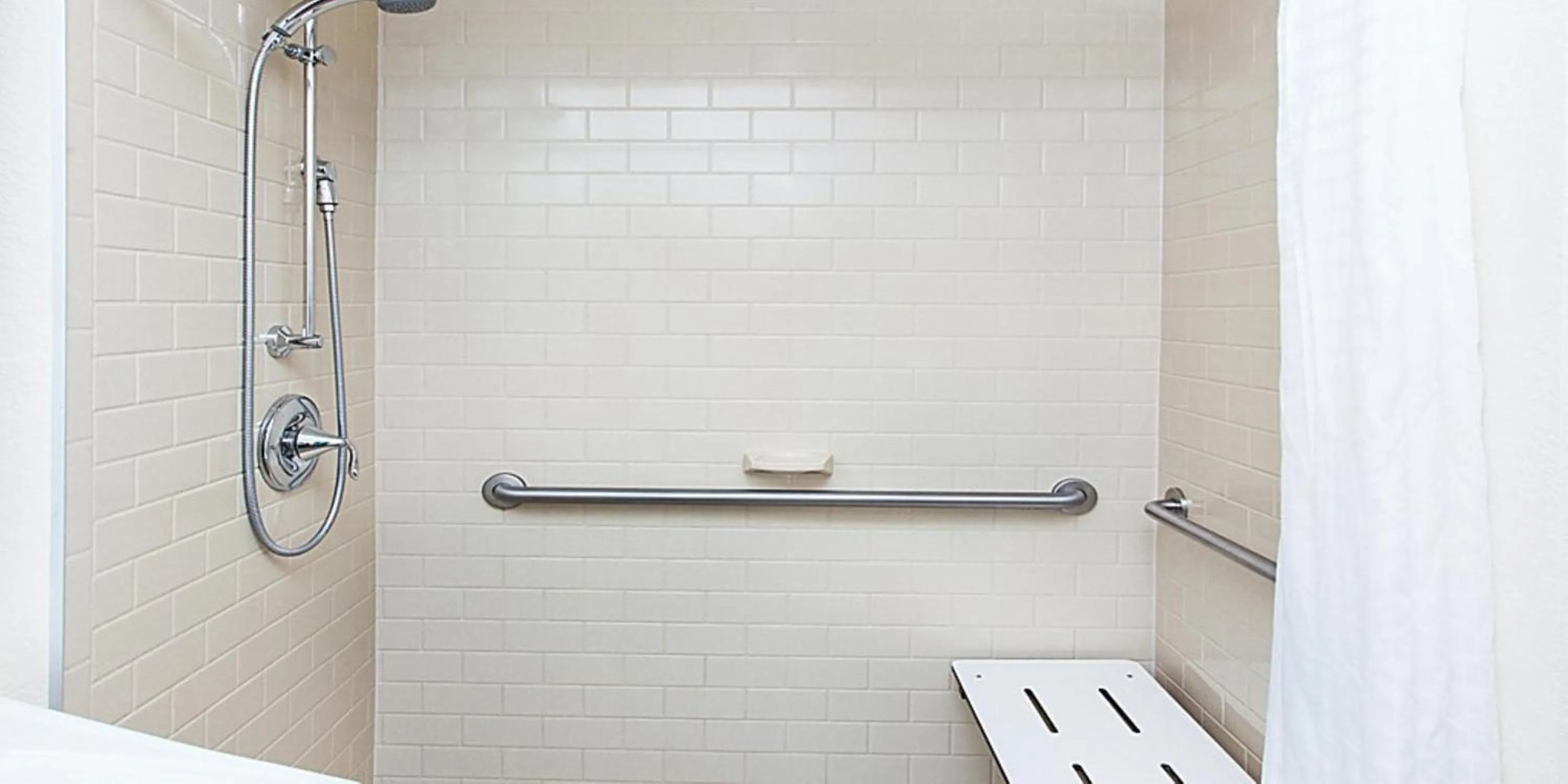 Bathroom in Sonesta Simply Suites Oklahoma City Airport