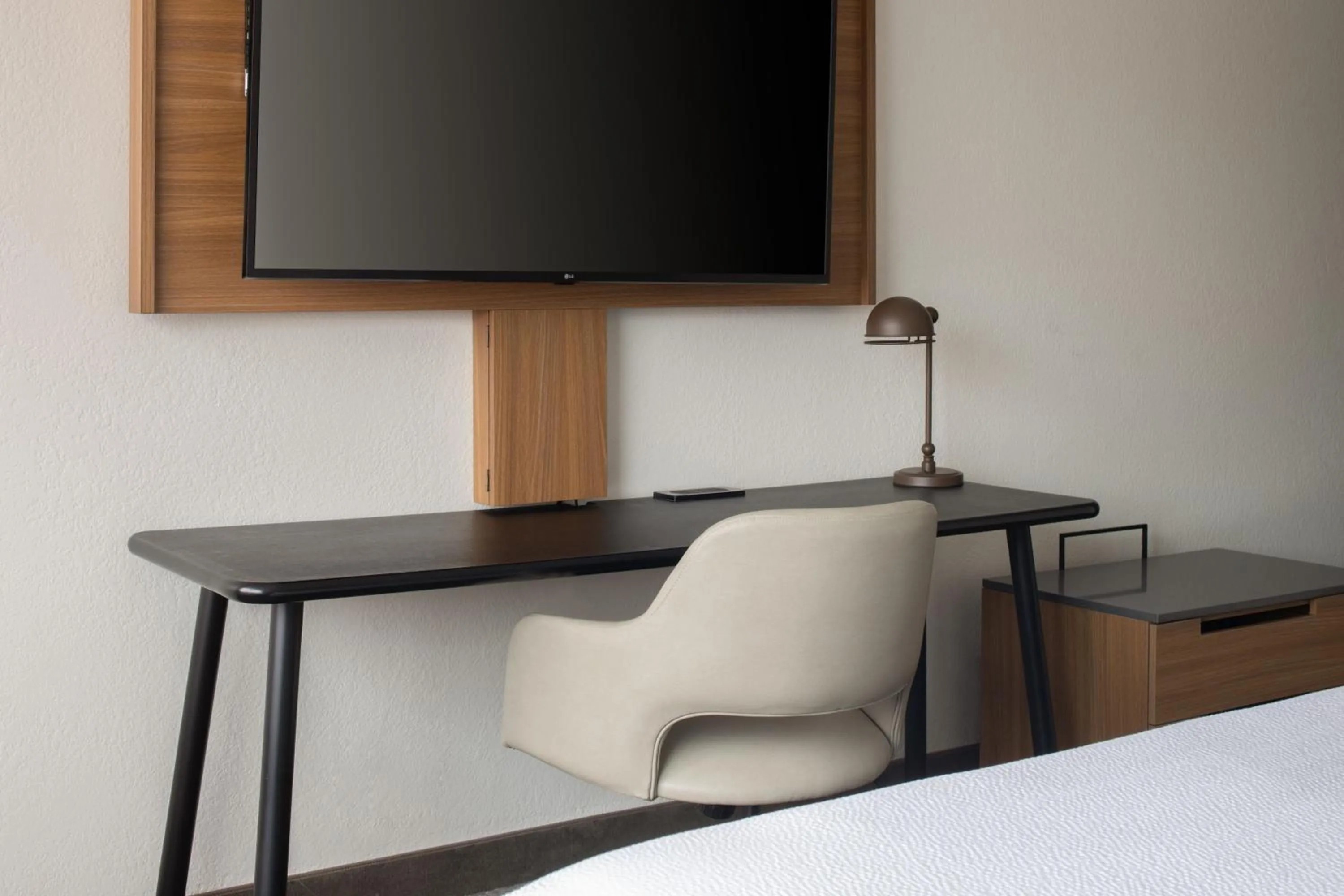 Photo of the whole room in Fairfield by Marriott Issaquah