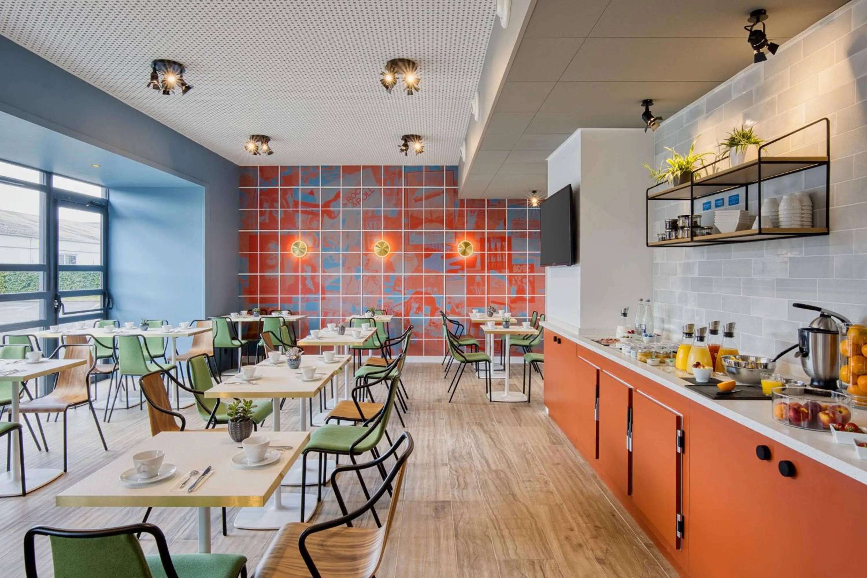 Restaurant/places to eat in Best Western Hotel Atlantys Zenith Nantes