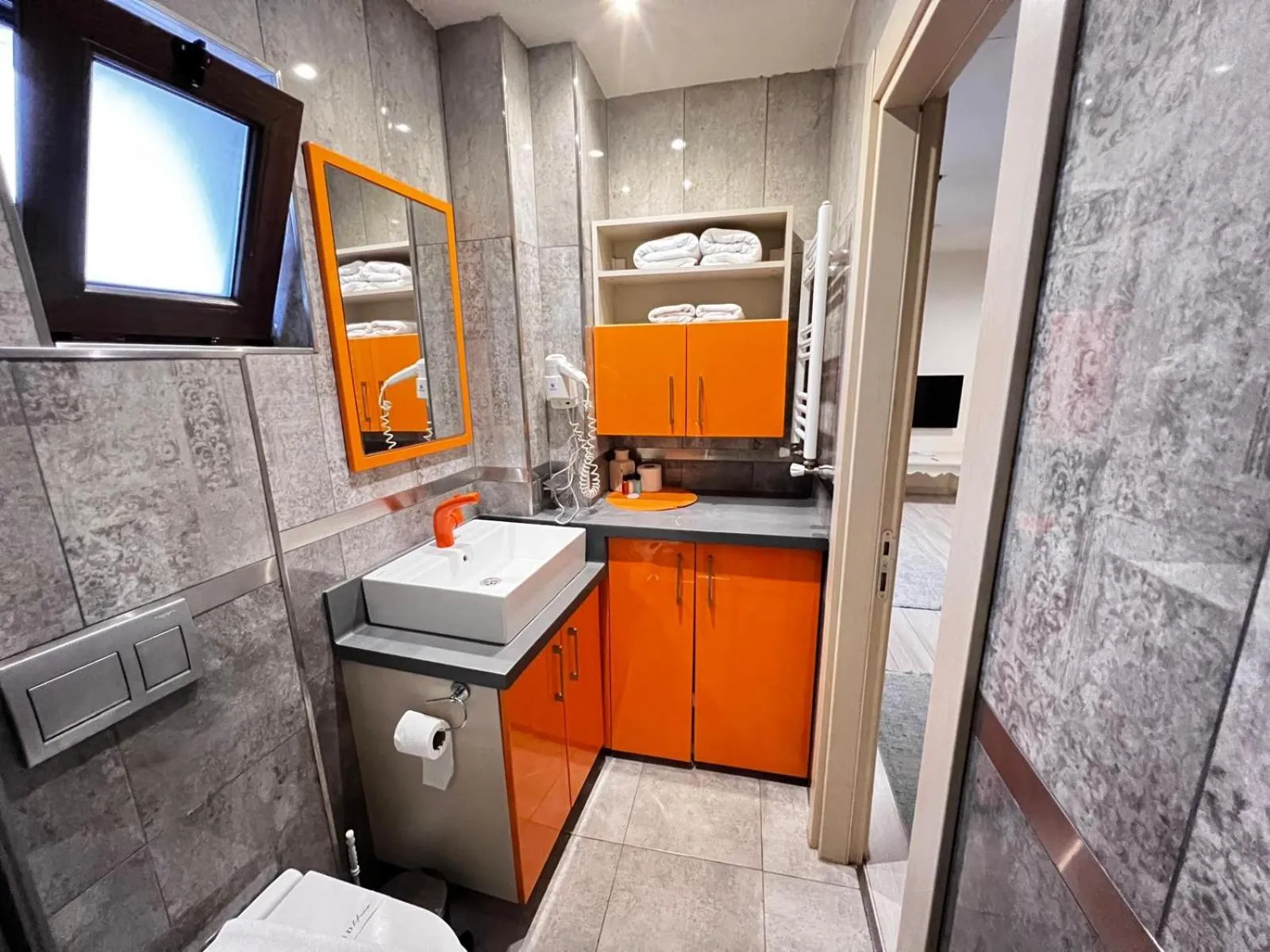 Shower in Zin D Home Otel Cekmeköy