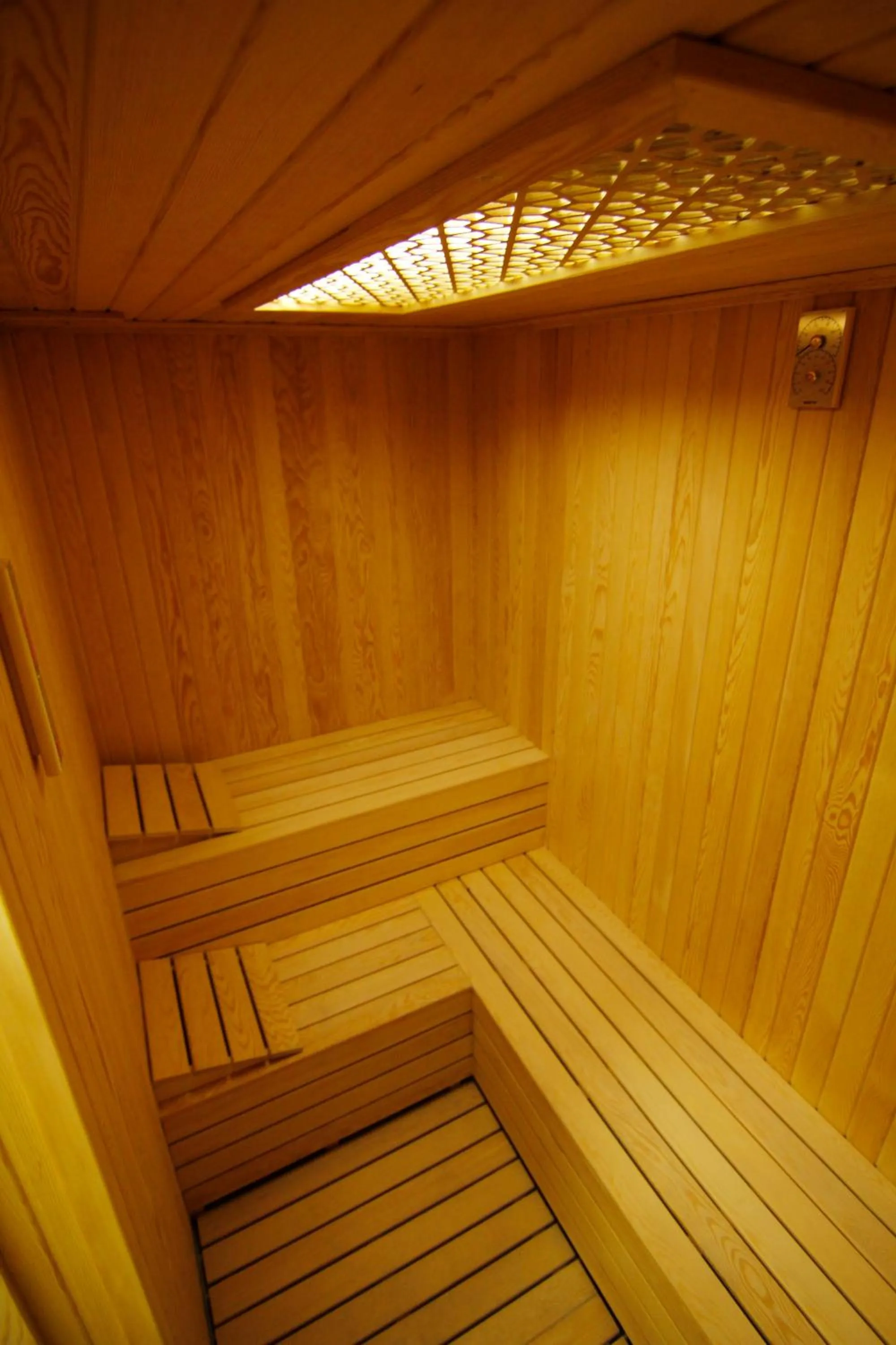 Entertainment in Zin D Home Otel Cekmeköy