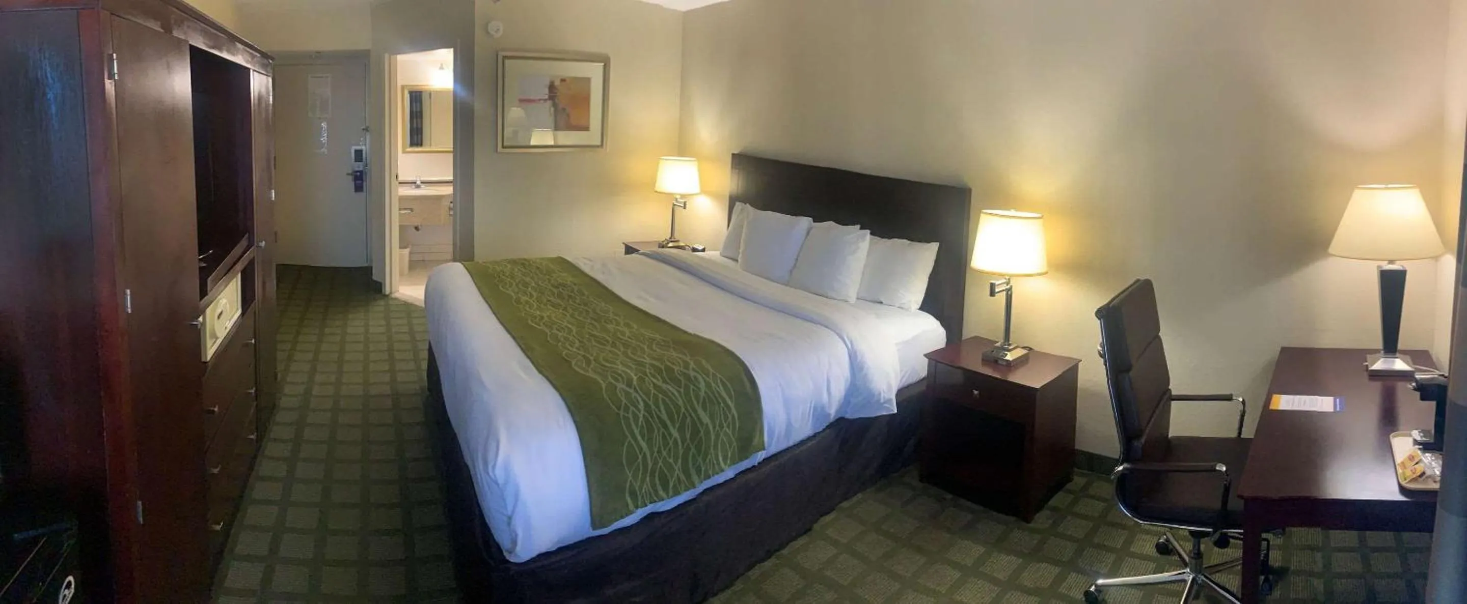 Bedroom, Bed in Comfort Inn Southwest Fwy at Westpark