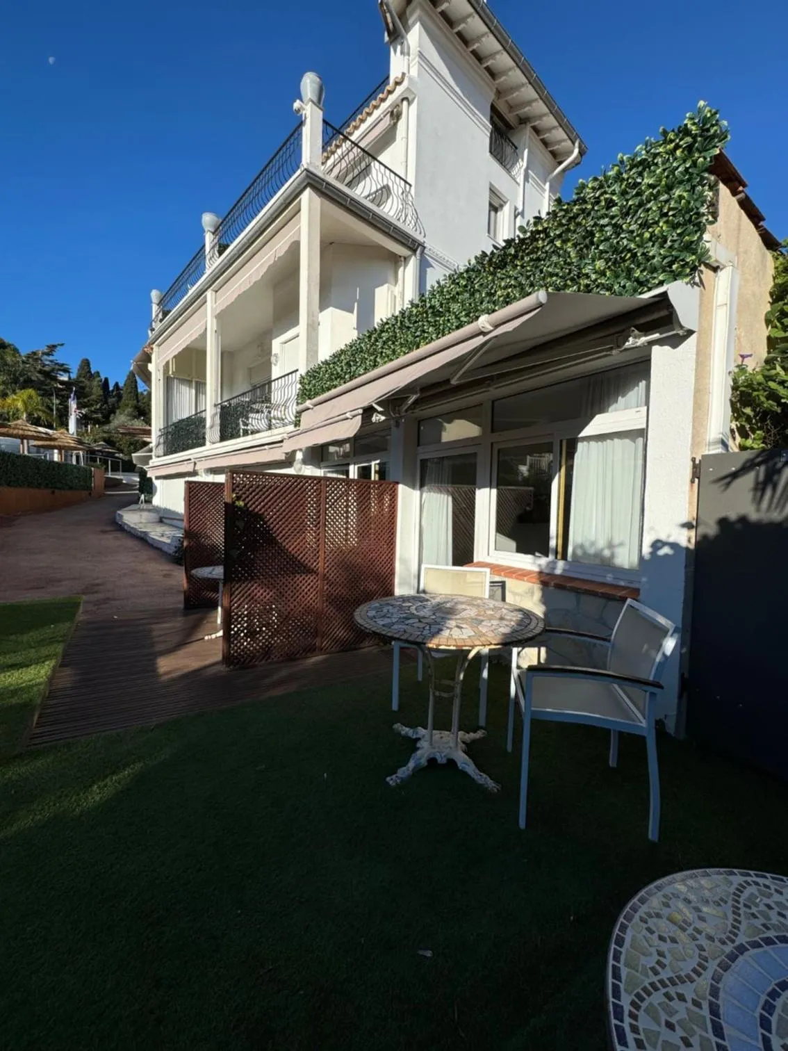 Patio in Boutique Hotel & Spa la Villa Cap Ferrat