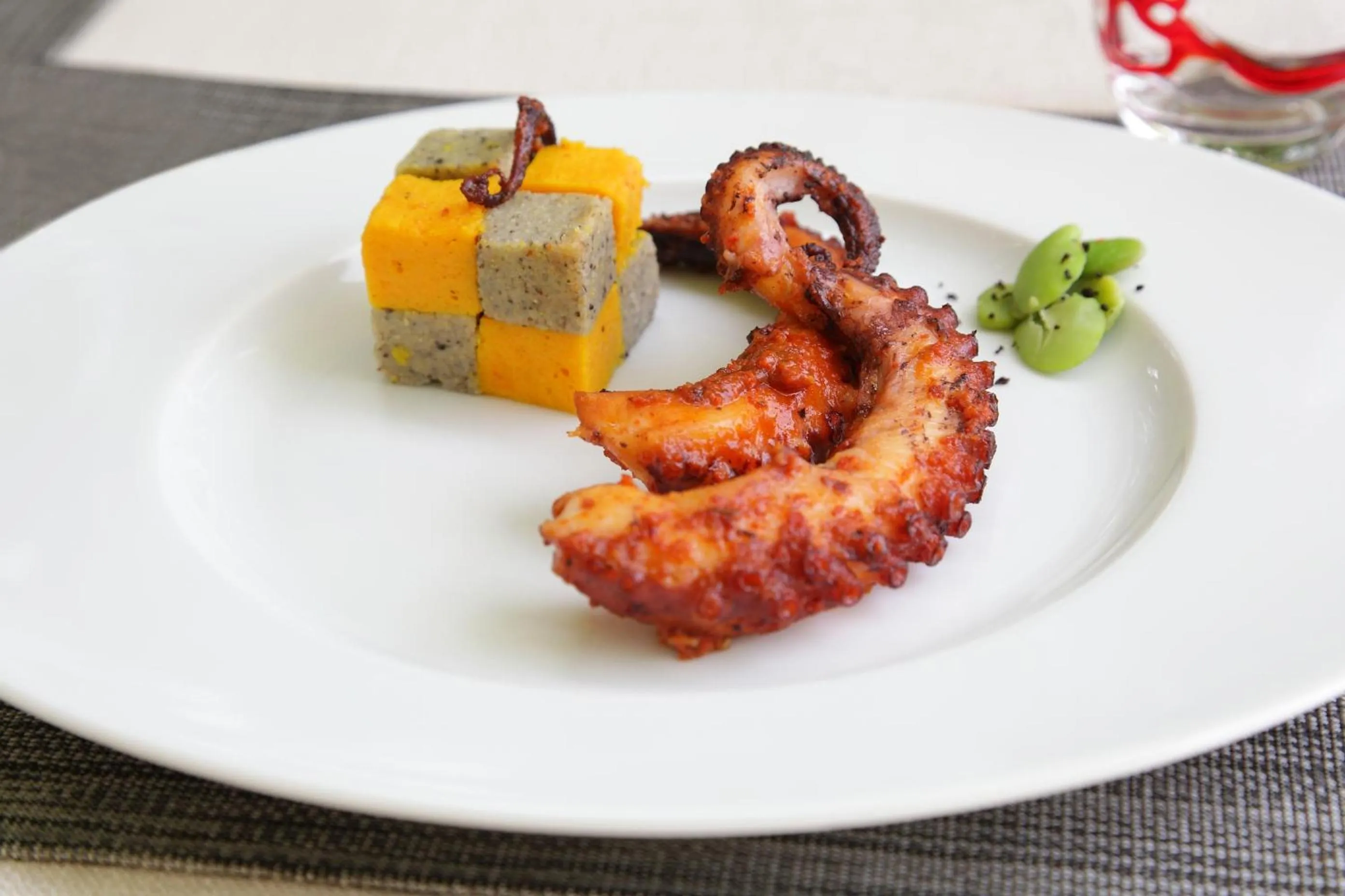 Food and drinks in Logis Hôtel & Spa Déjeunez Sous L'Arbre