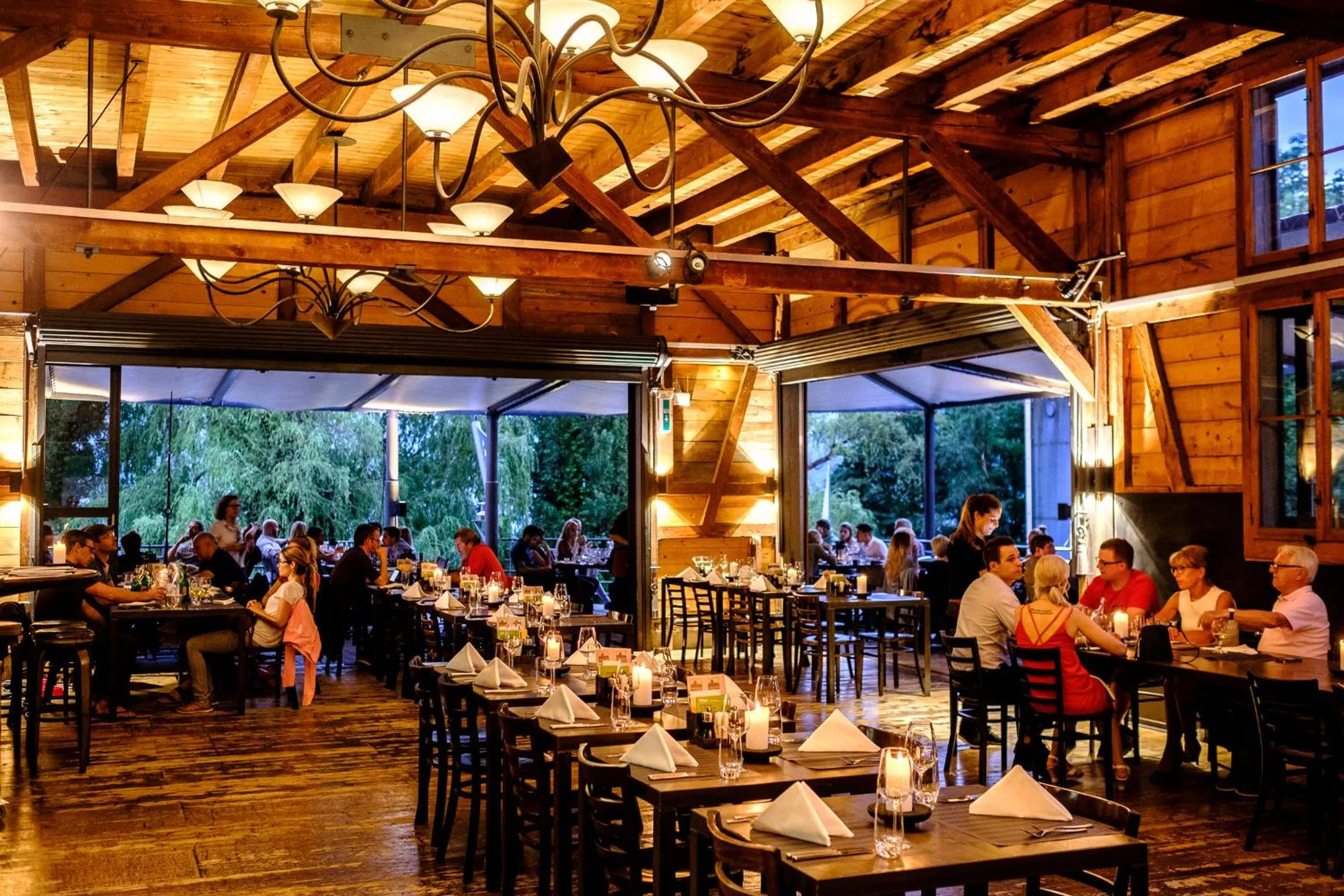 Restaurant/places to eat in lofthotel Walensee