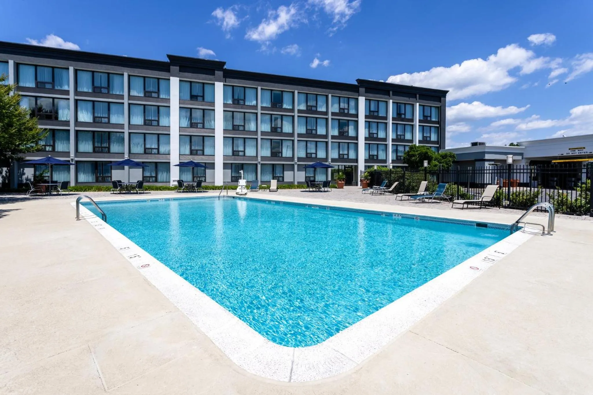 Swimming pool in Holiday Inn Columbia East-Jessup by IHG