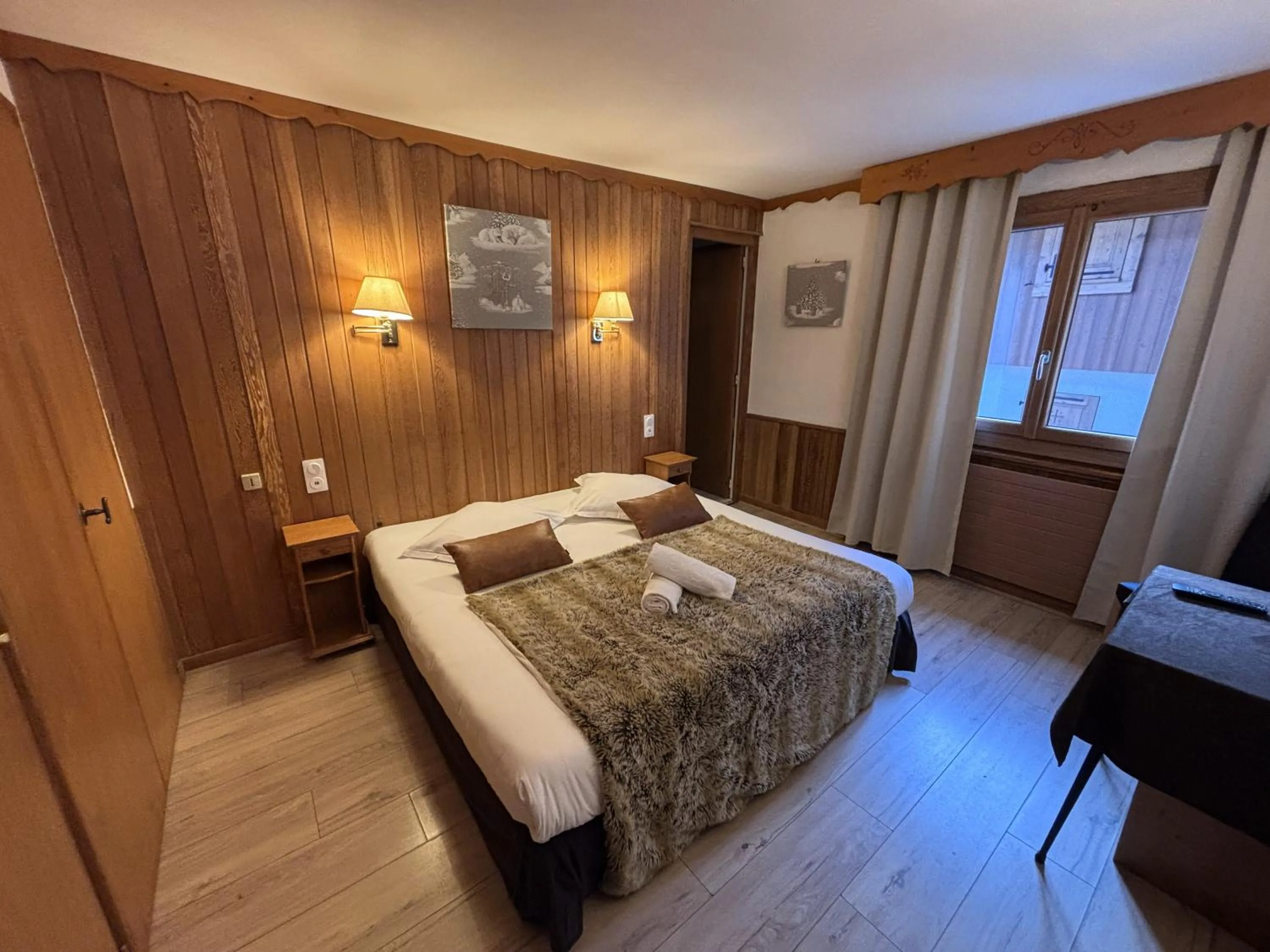 Bed in Hôtel Les Airelles