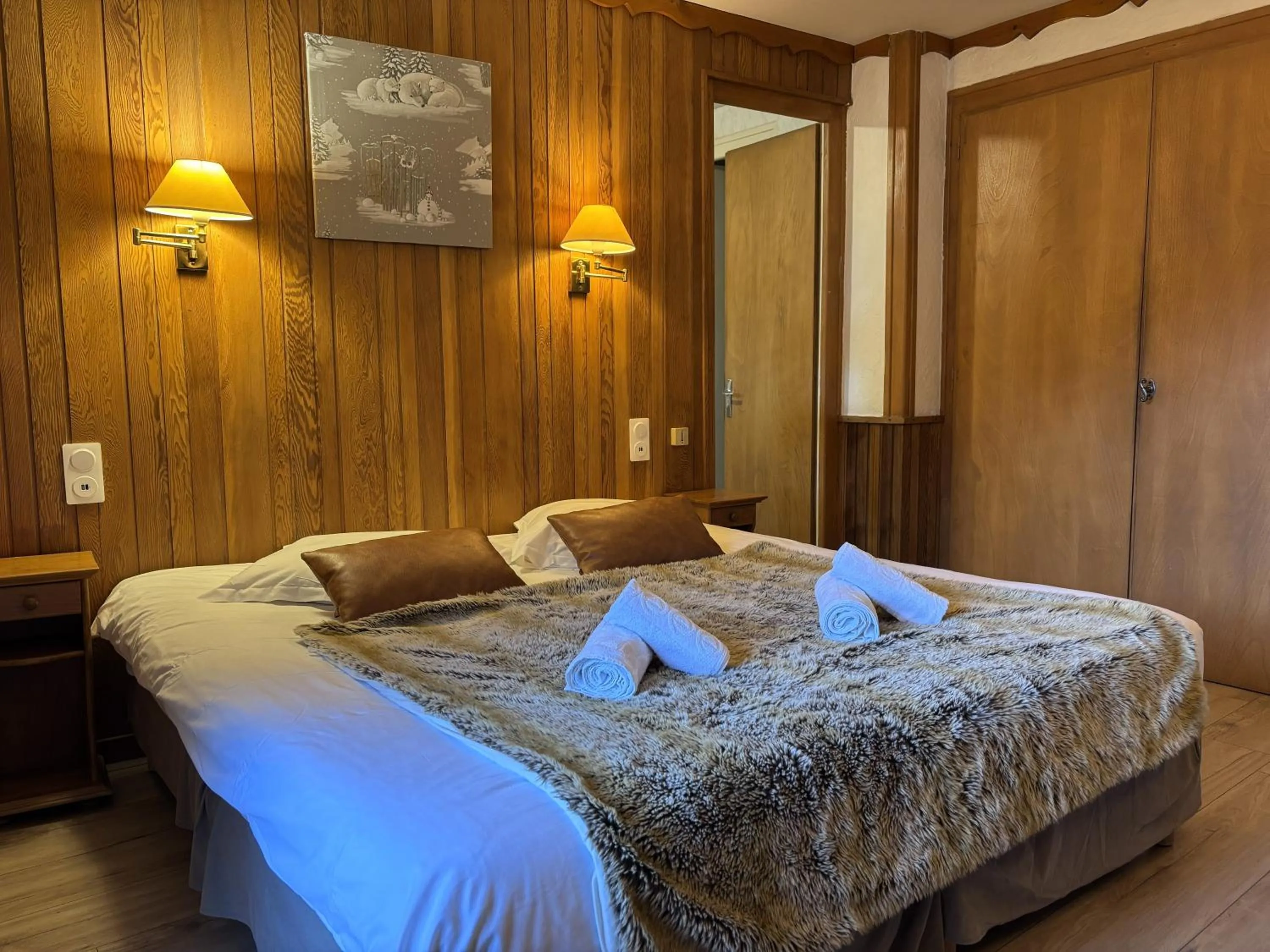 Bed in Hôtel Les Airelles