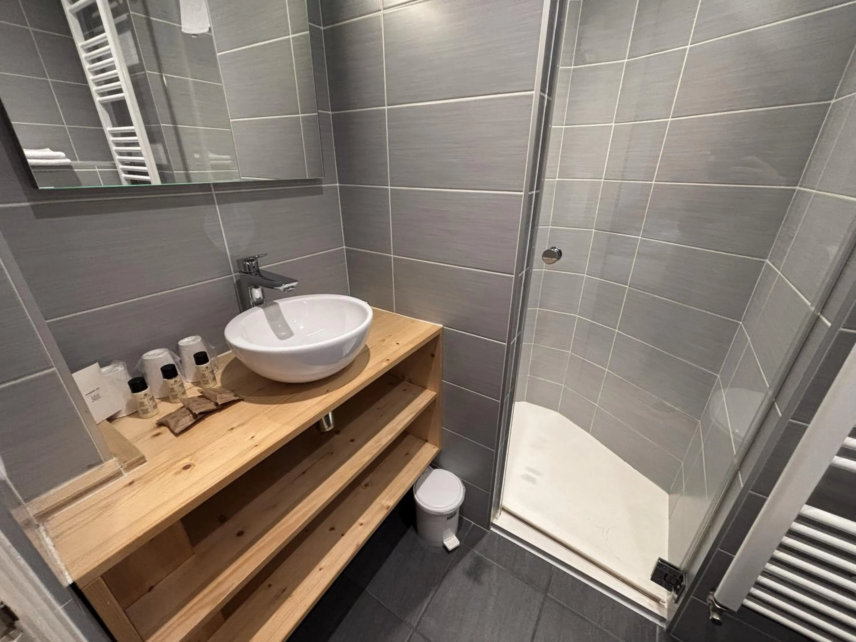 Shower in Hôtel Les Airelles