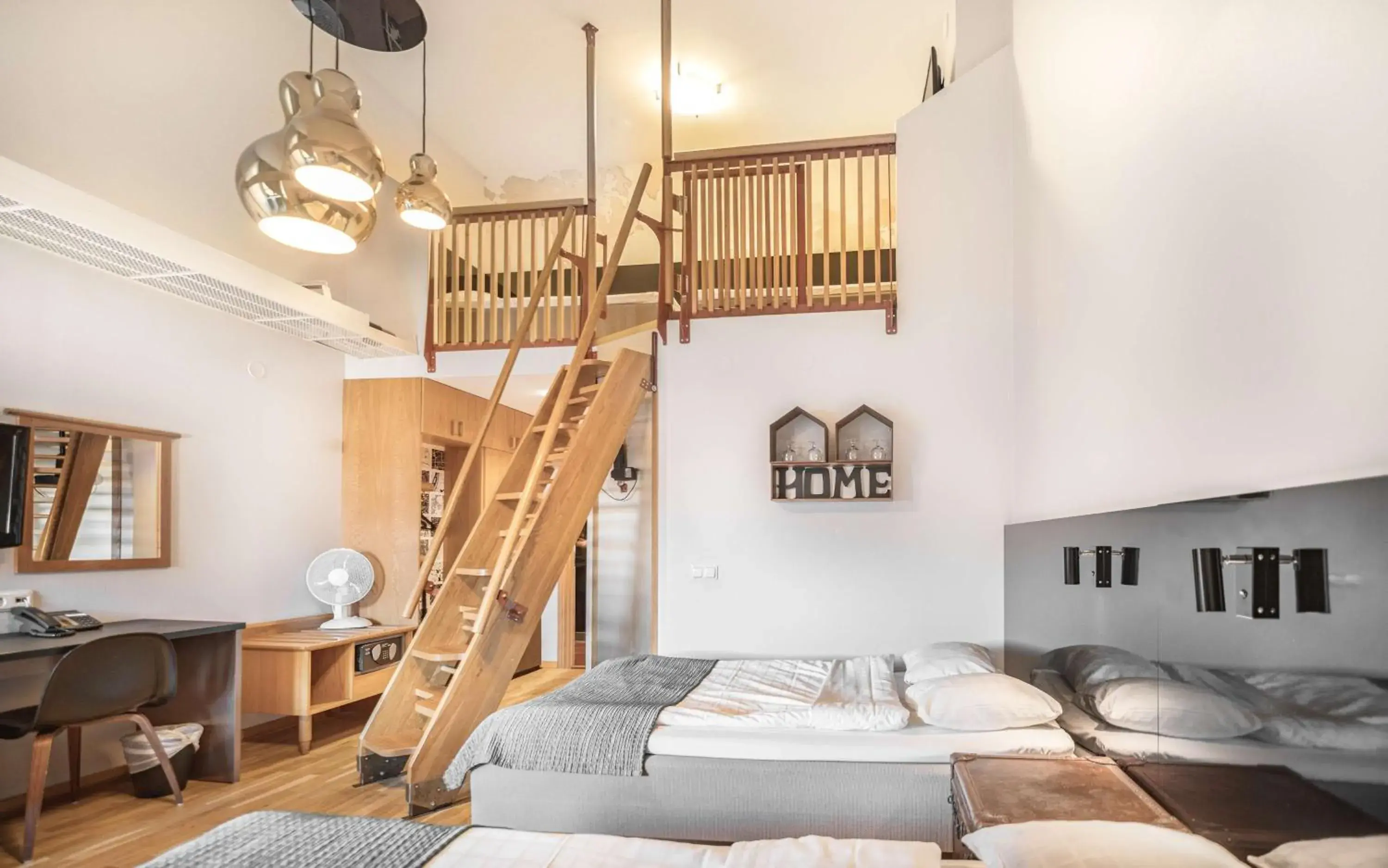 Family Room with Four Single Beds - Loft in Hotell Heden - BW Signature Collection Family Room with Four Single Beds - Loft in Hotell Heden - BW Signature Collection