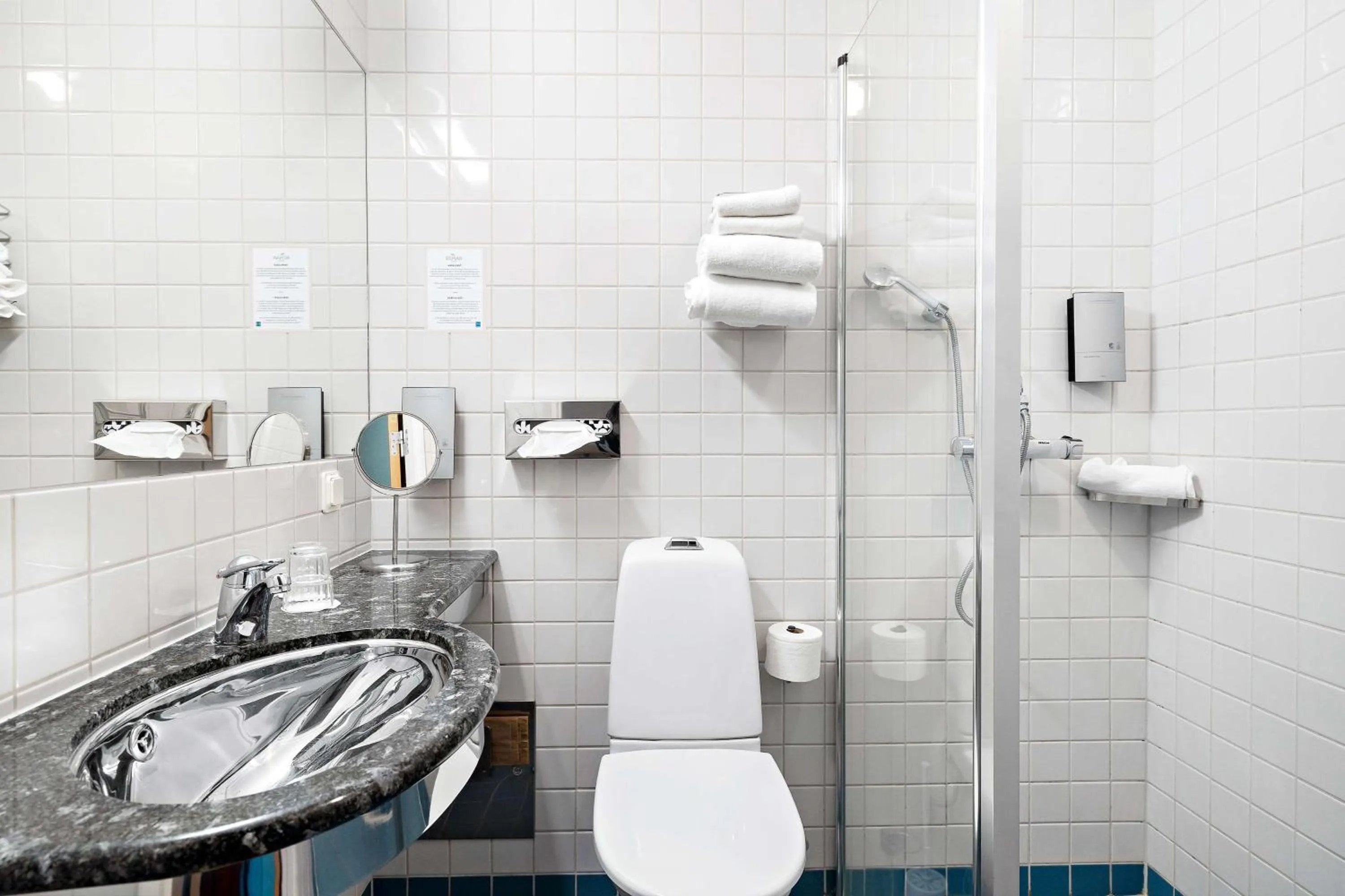 Bathroom in Hotell Heden - BW Signature Collection