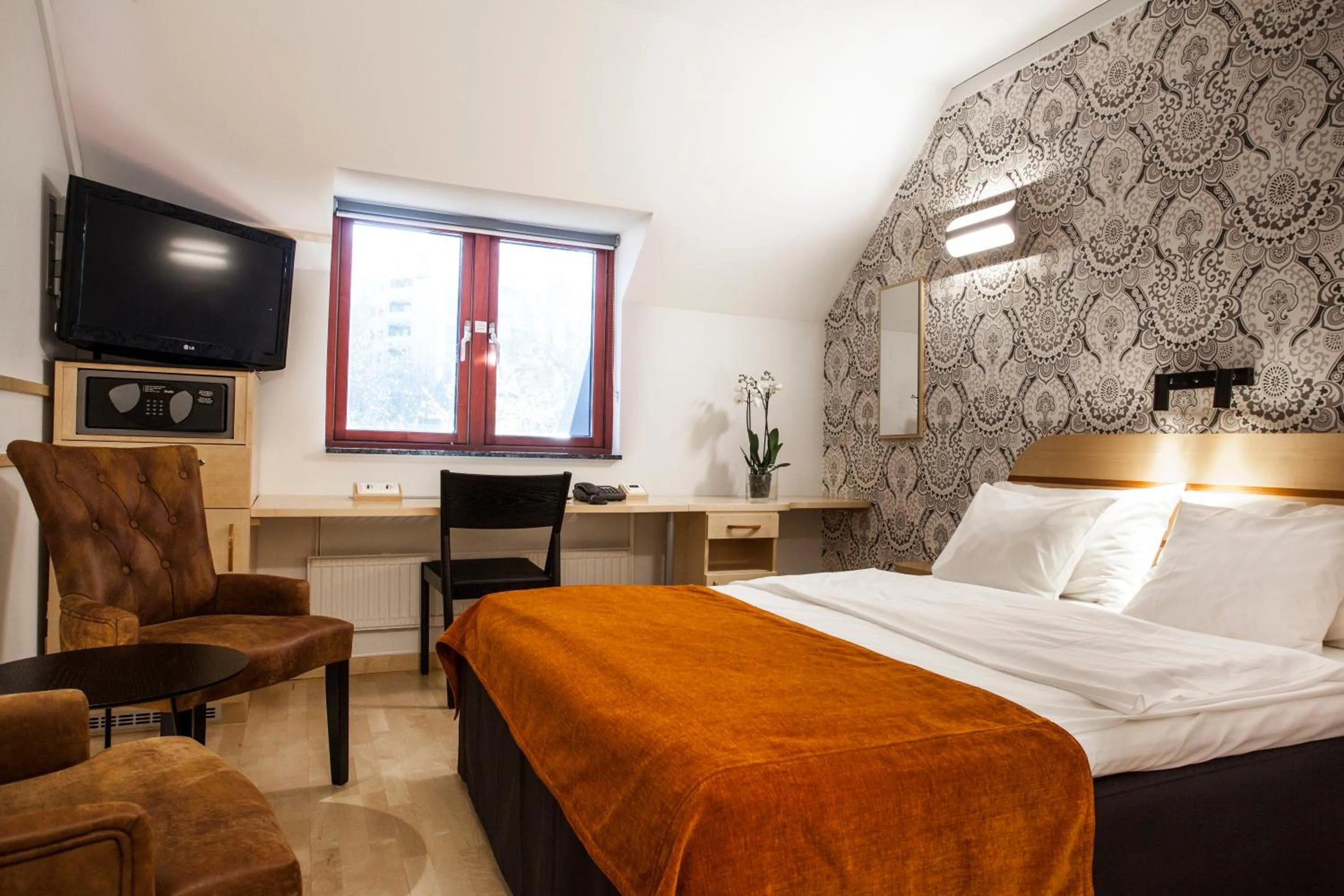 TV and multimedia, Bed in Hotell Heden - BW Signature Collection
