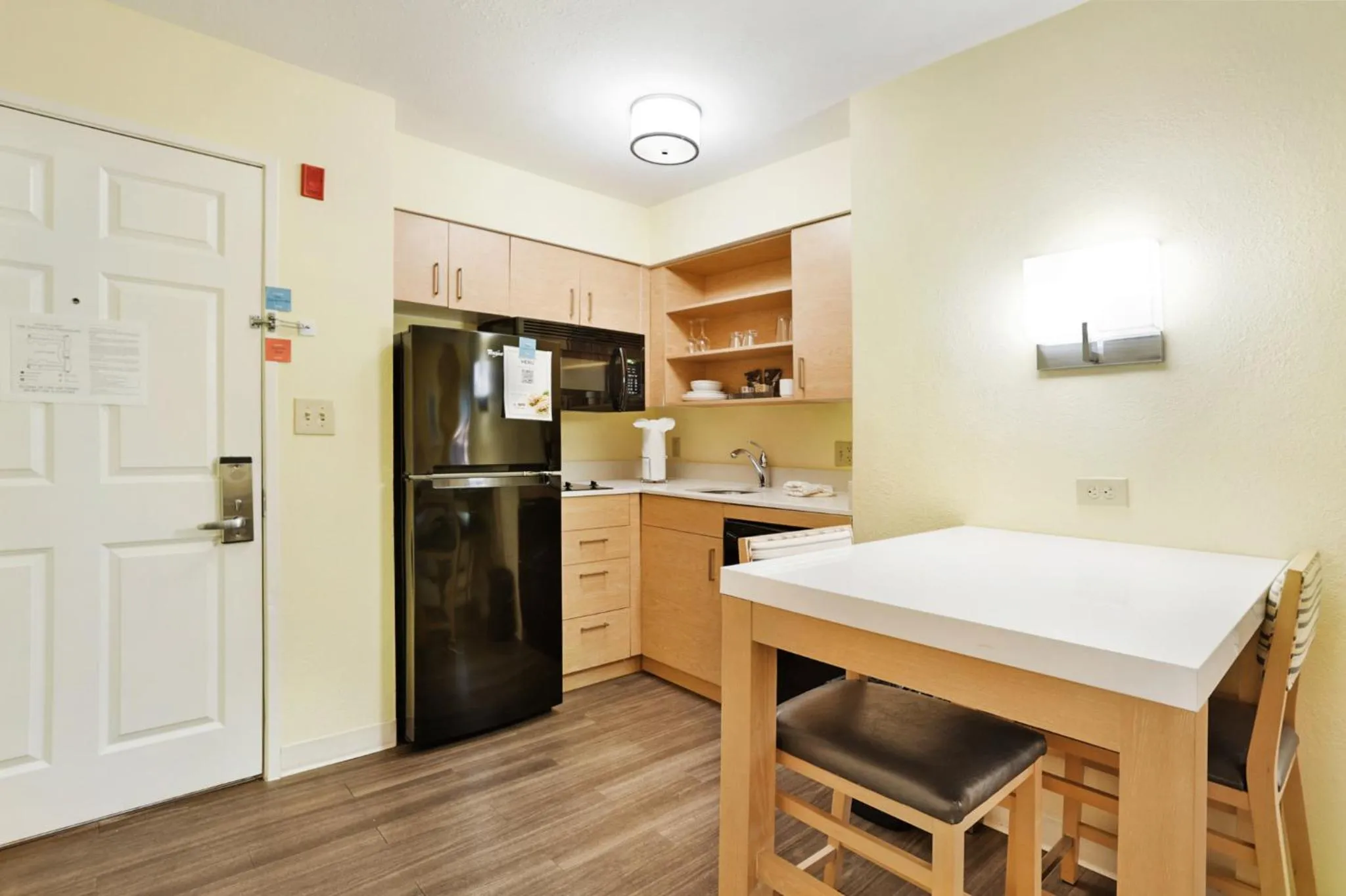 Kitchen or kitchenette in Staybridge Suites Columbia - Baltimore by IHG
