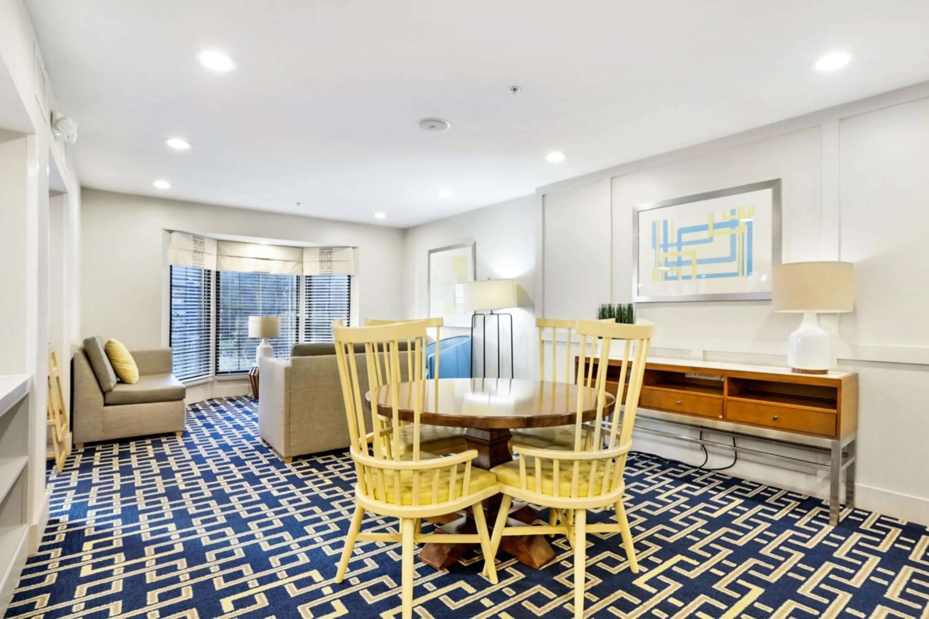 Game Room in Staybridge Suites Columbia - Baltimore by IHG