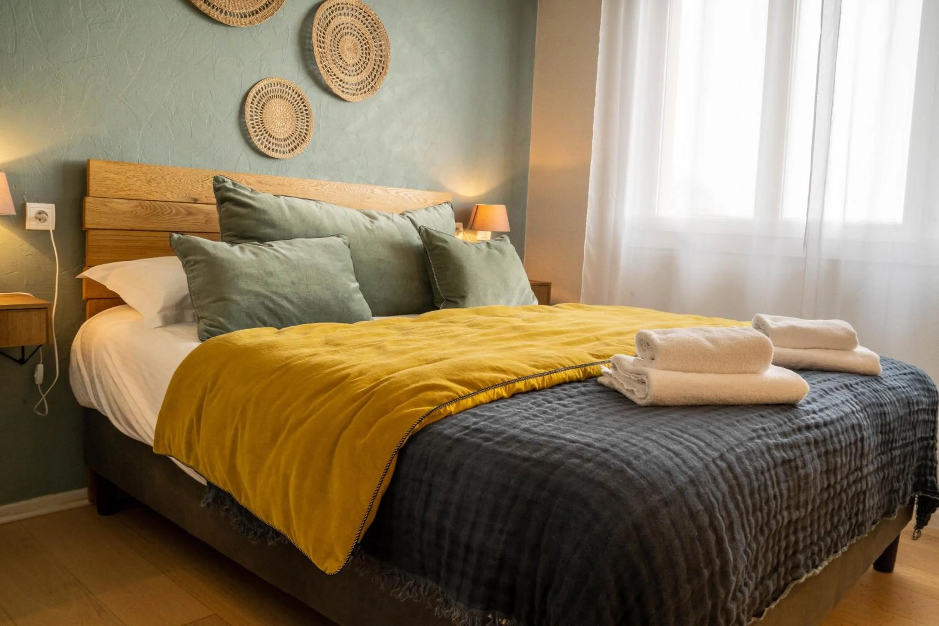 Bedroom, Bed in Logis Hôtels - Le Belvédère - Hôtel 2 étoiles et Restaurant