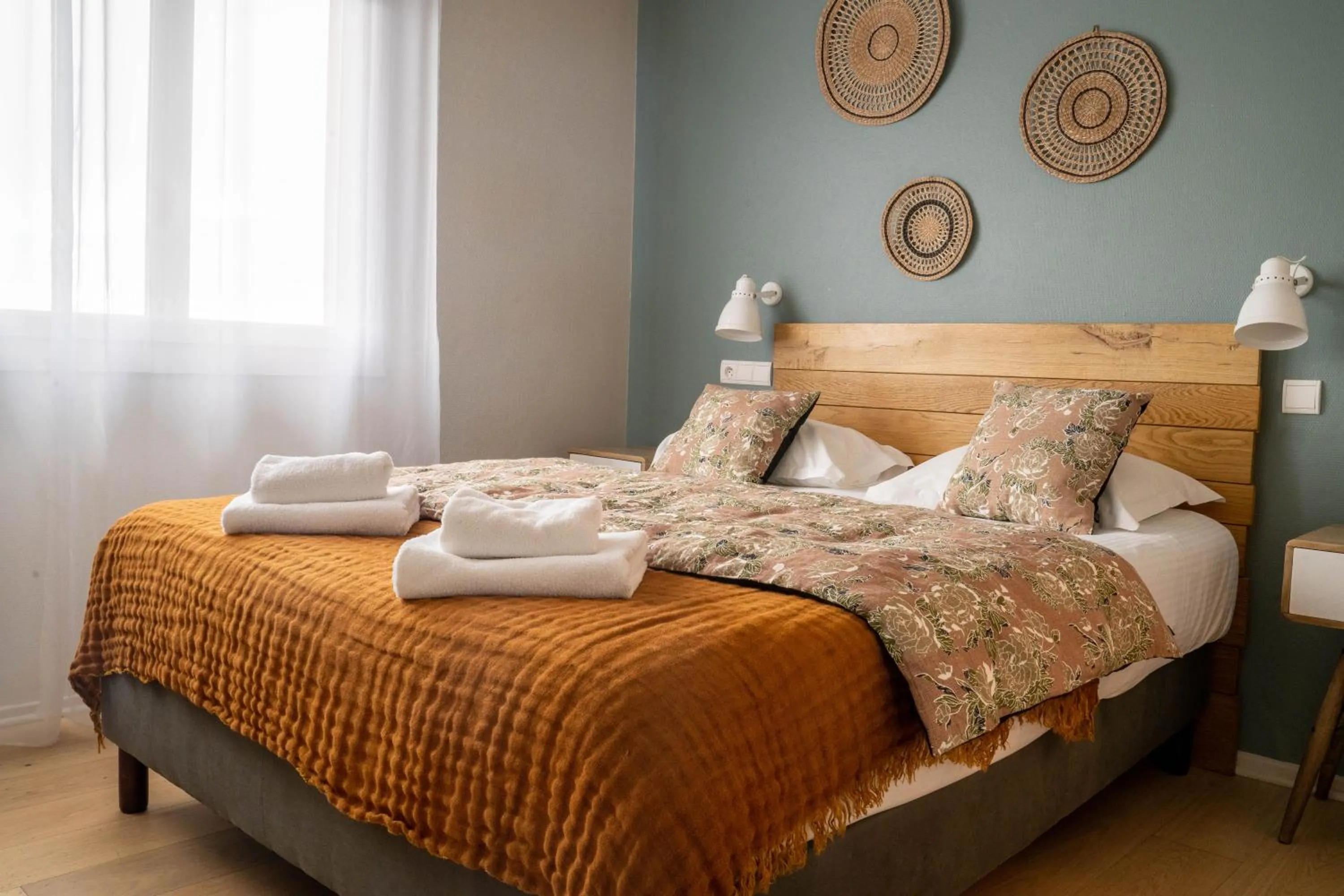 Bedroom, Bed in Logis Hôtels - Le Belvédère - Hôtel 2 étoiles et Restaurant