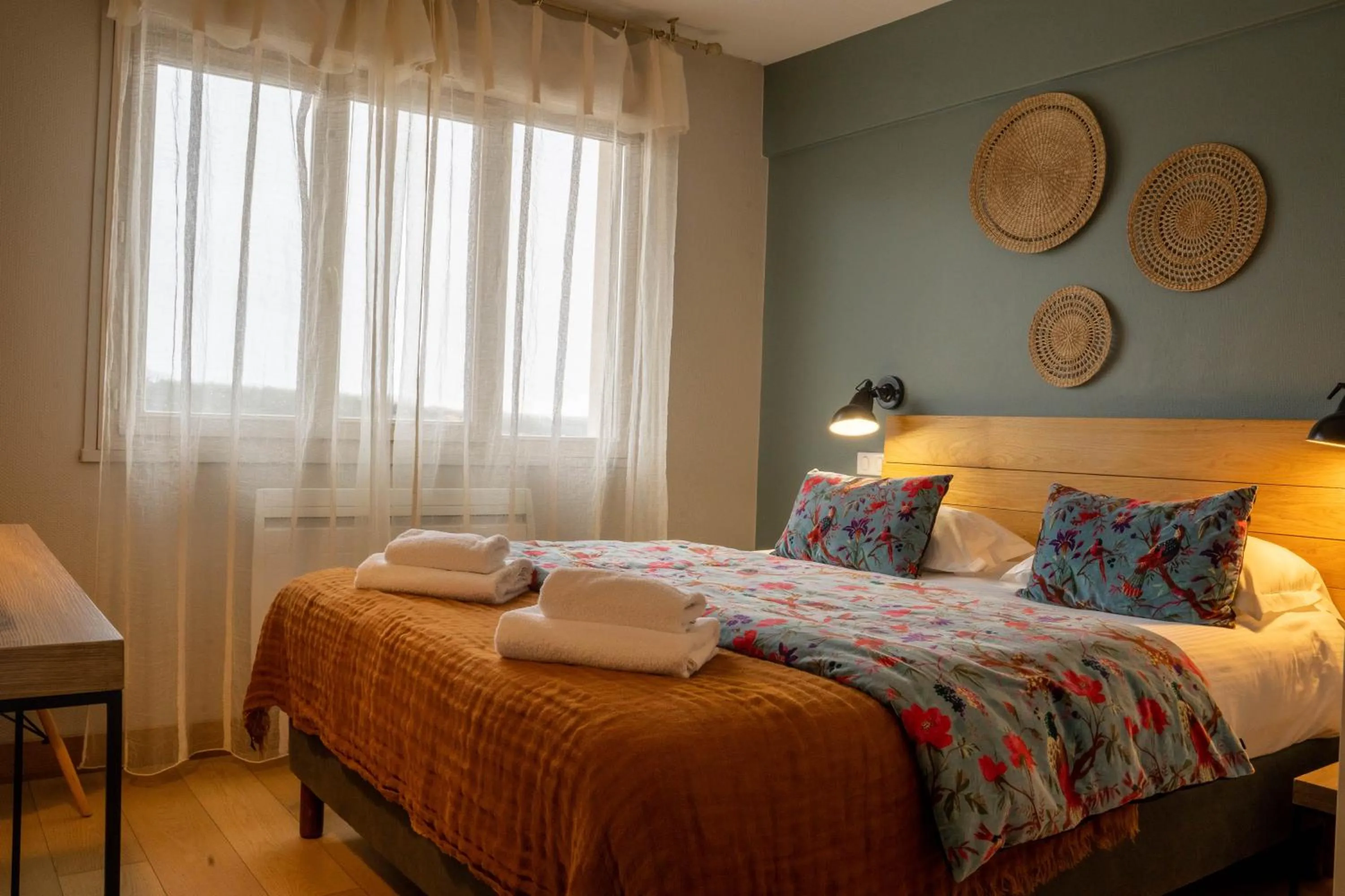 Bedroom, Bed in Logis Hôtels - Le Belvédère - Hôtel 2 étoiles et Restaurant