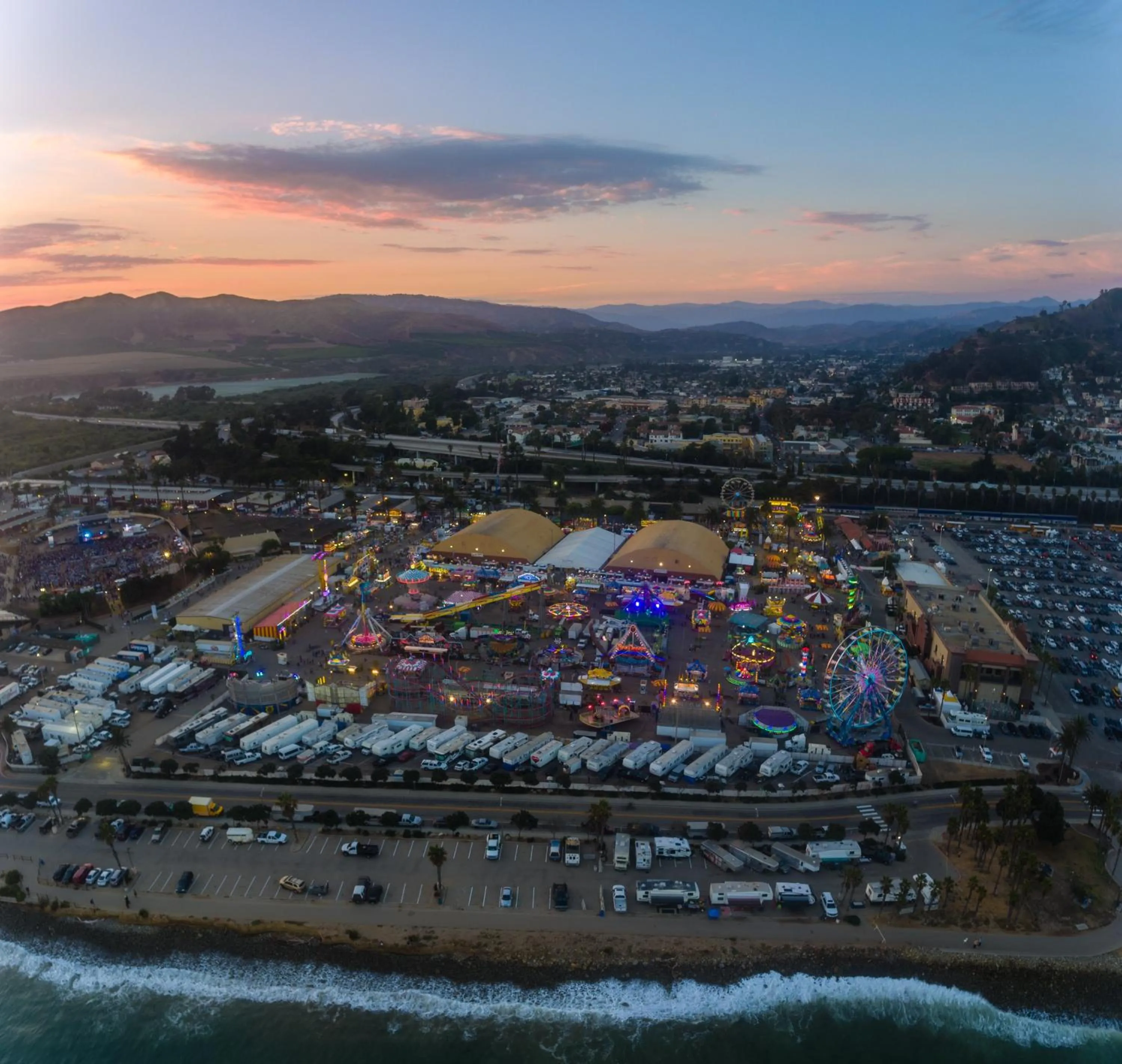 Nearby landmark in Crowne Plaza Ventura Beach by IHG