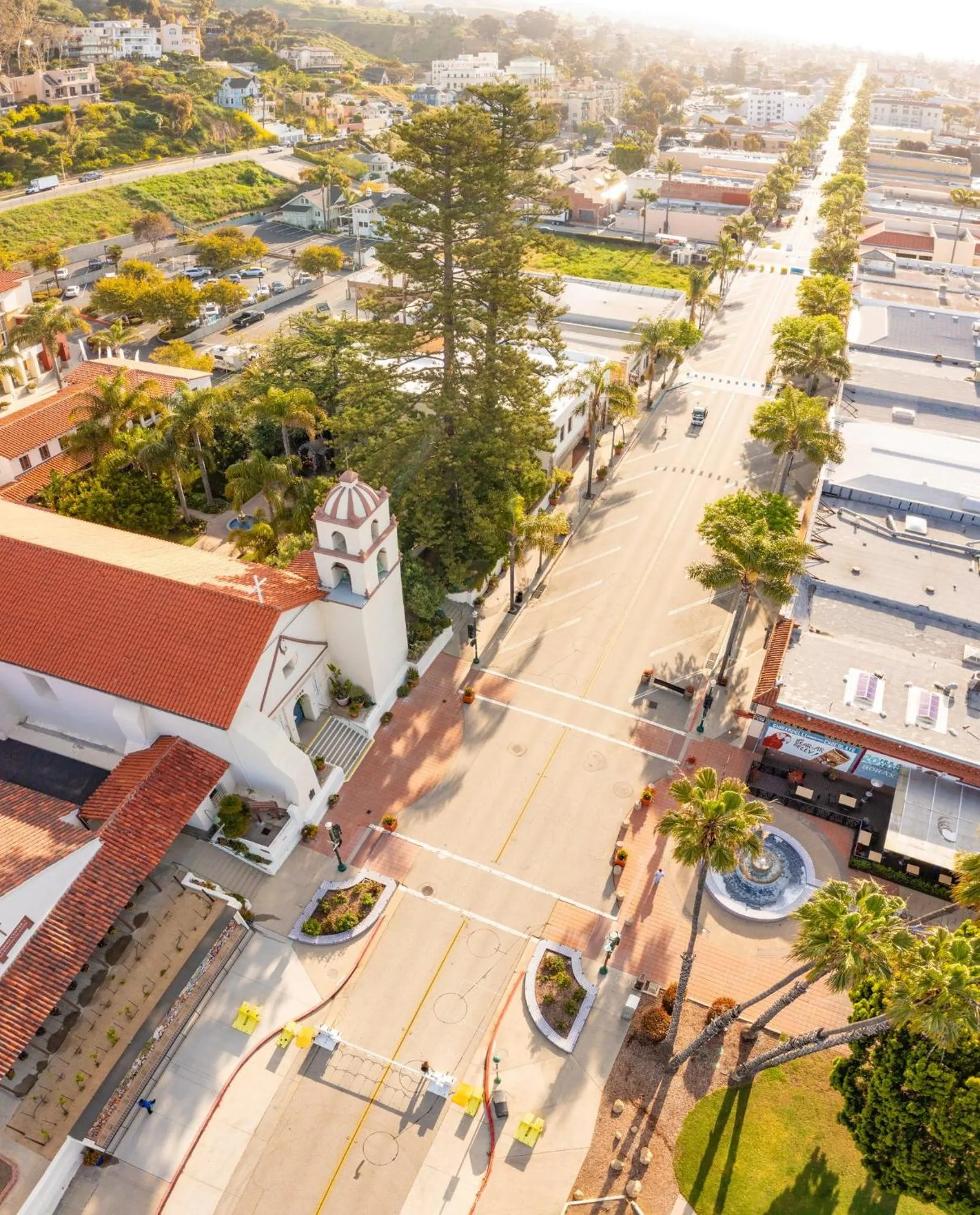 Nearby landmark in Crowne Plaza Ventura Beach by IHG