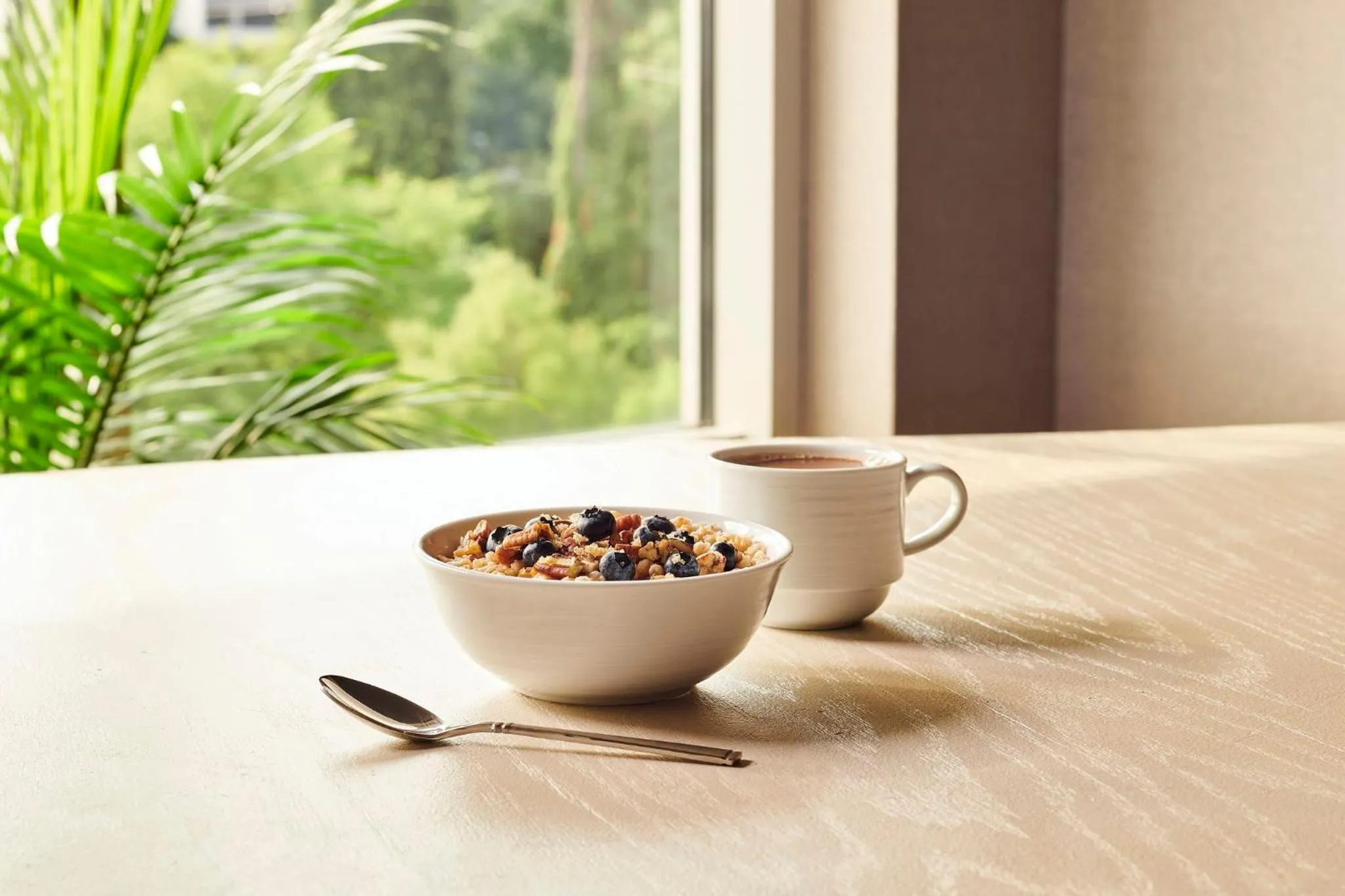 Restaurant/places to eat in Holiday Inn Boston - Dedham Hotel & Conference Center by IHG