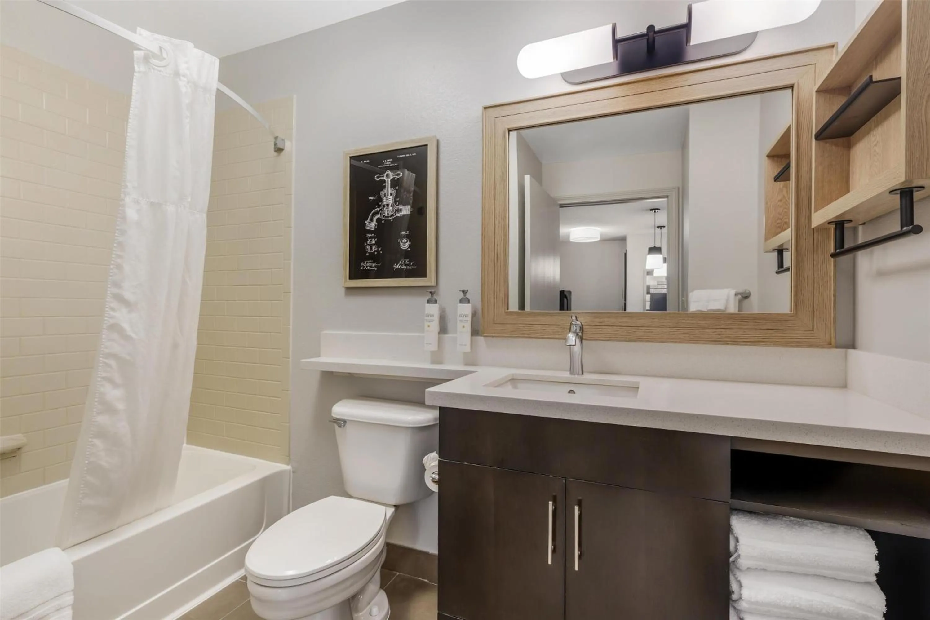 Bathroom in Sonesta Simply Suites Boston Burlington