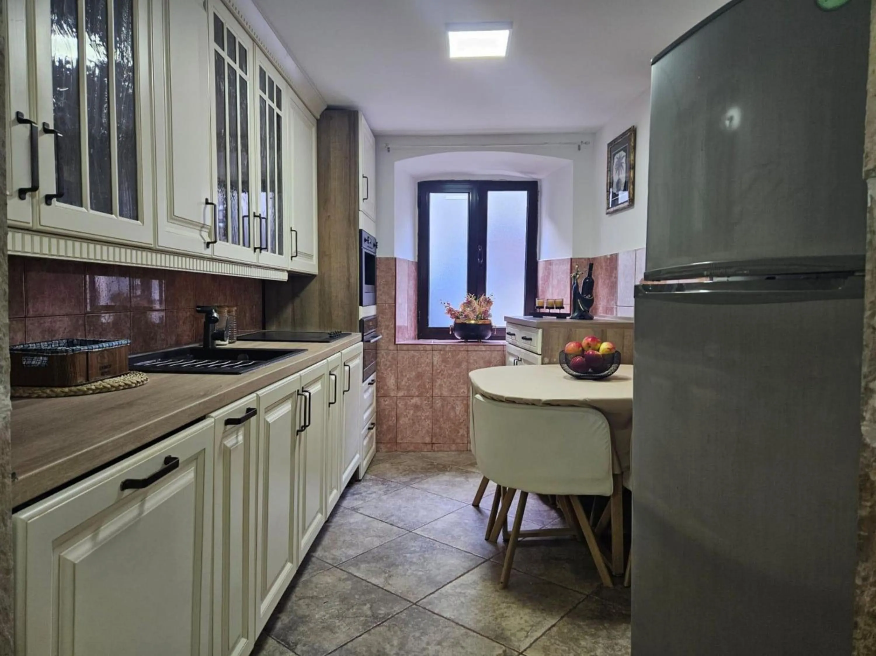 Kitchen or kitchenette in Athos Guesthouse