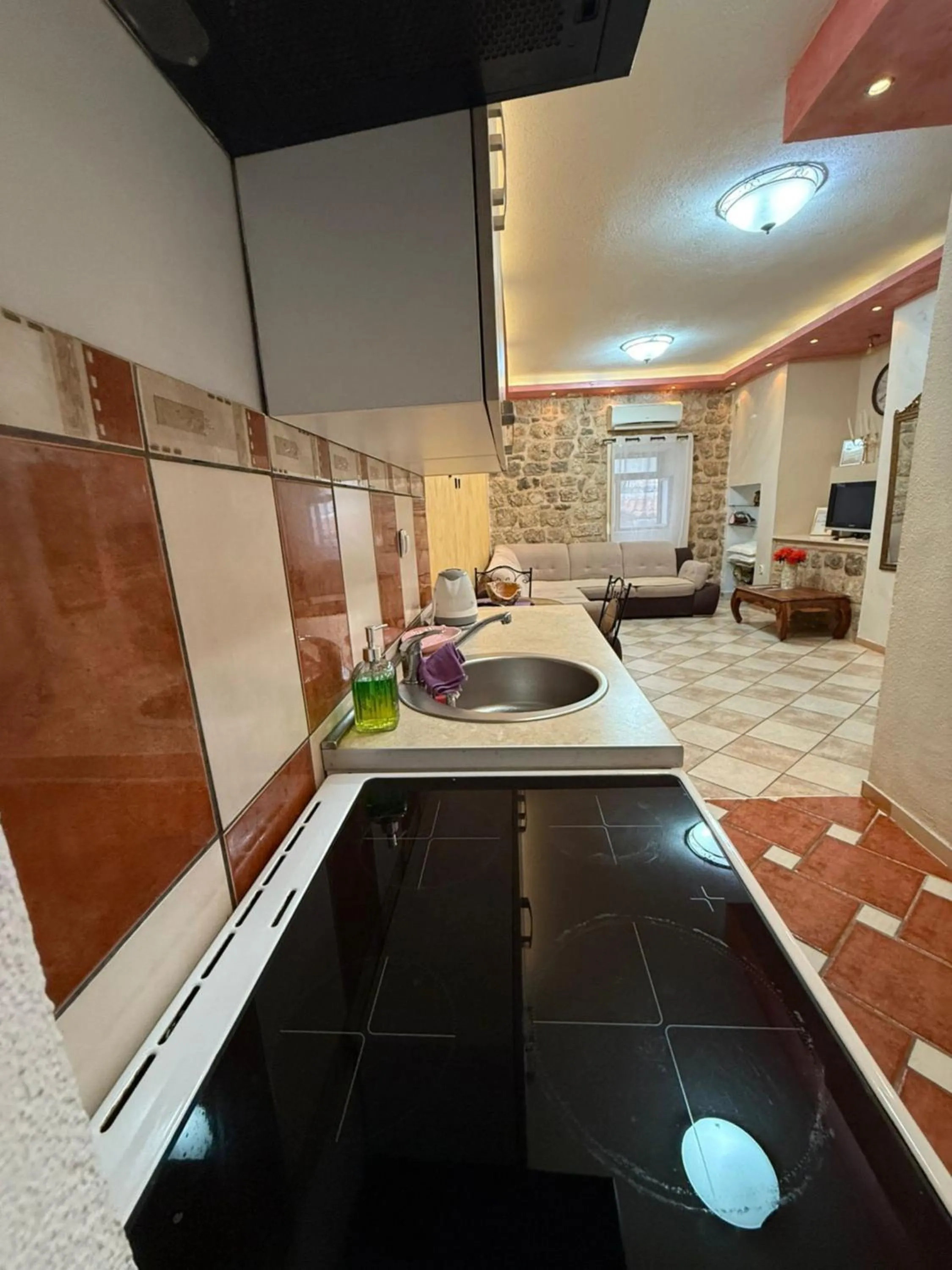 Kitchen or kitchenette in Athos Guesthouse