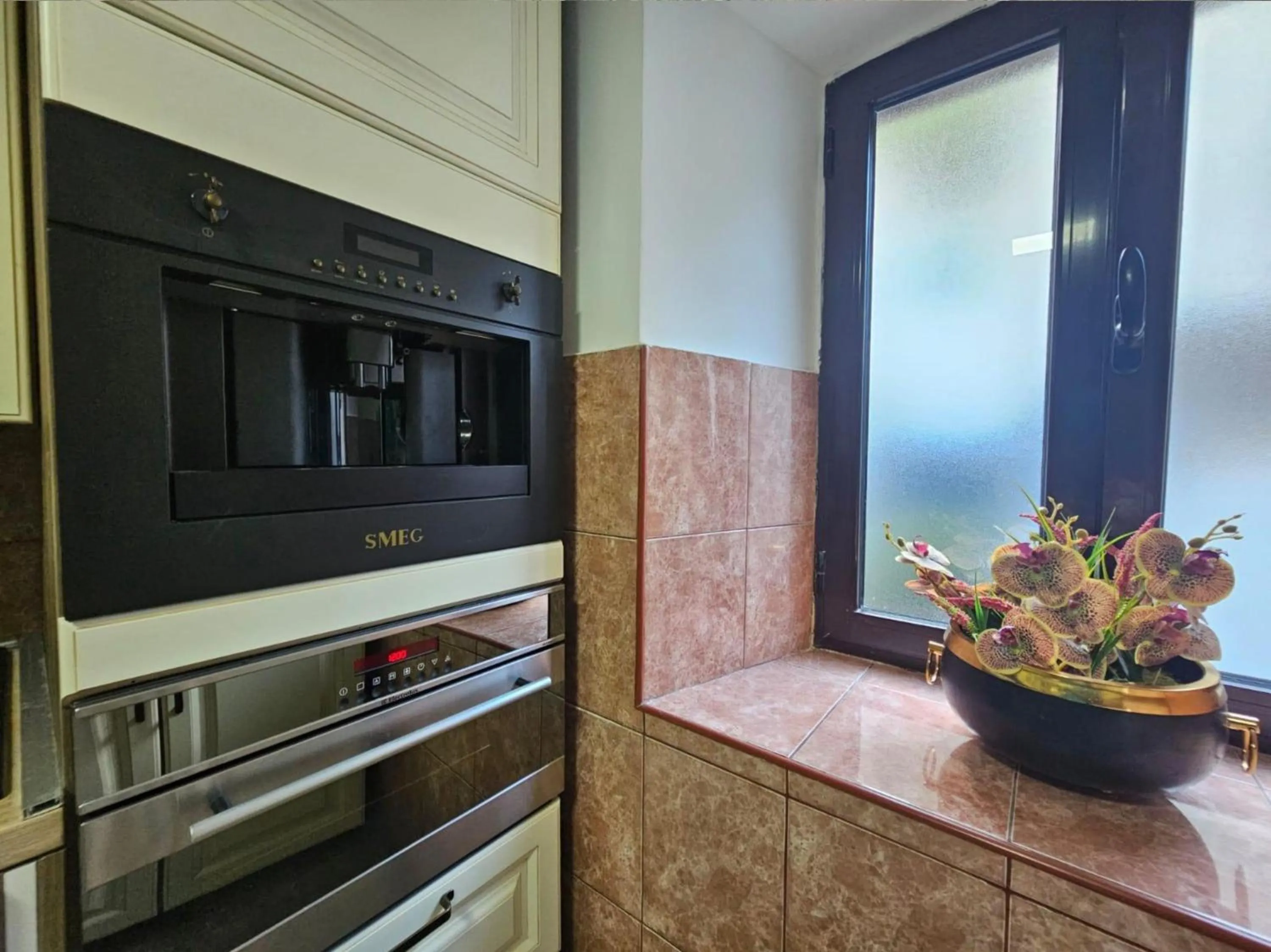 Kitchen or kitchenette in Athos Guesthouse