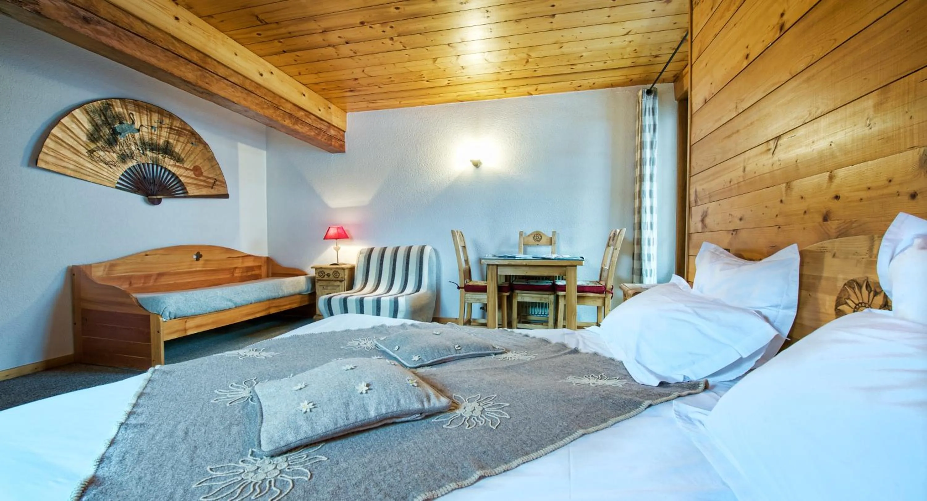 Bed in Alp'Hotel
