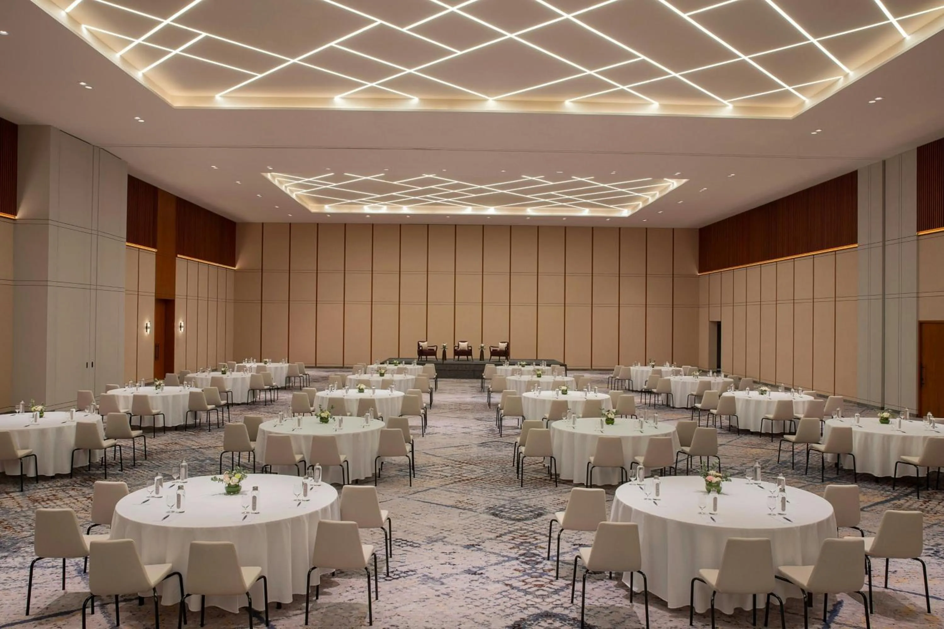 Meeting/conference room in Sheraton Bahrain Hotel