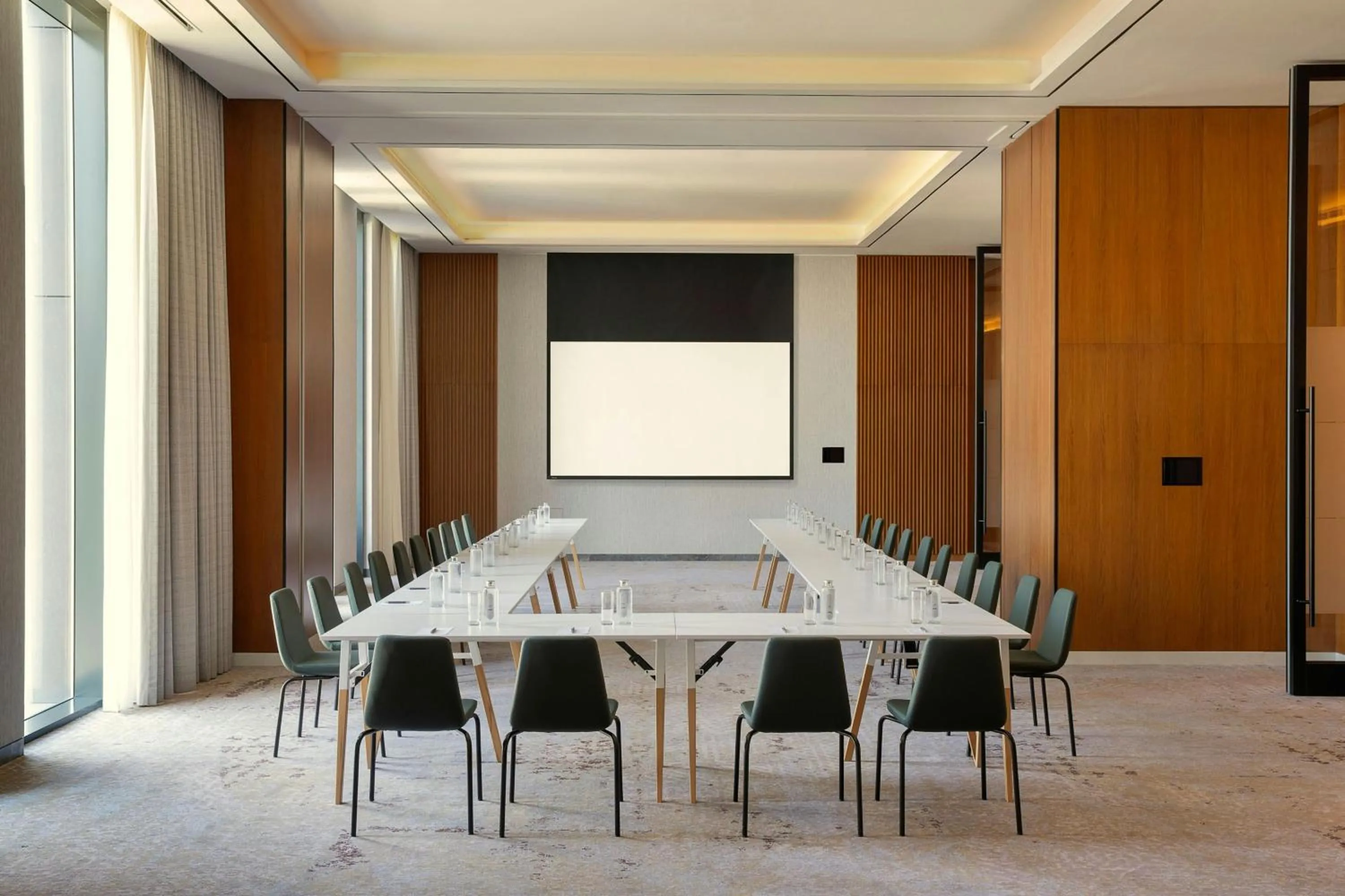 Meeting/conference room in Sheraton Bahrain Hotel