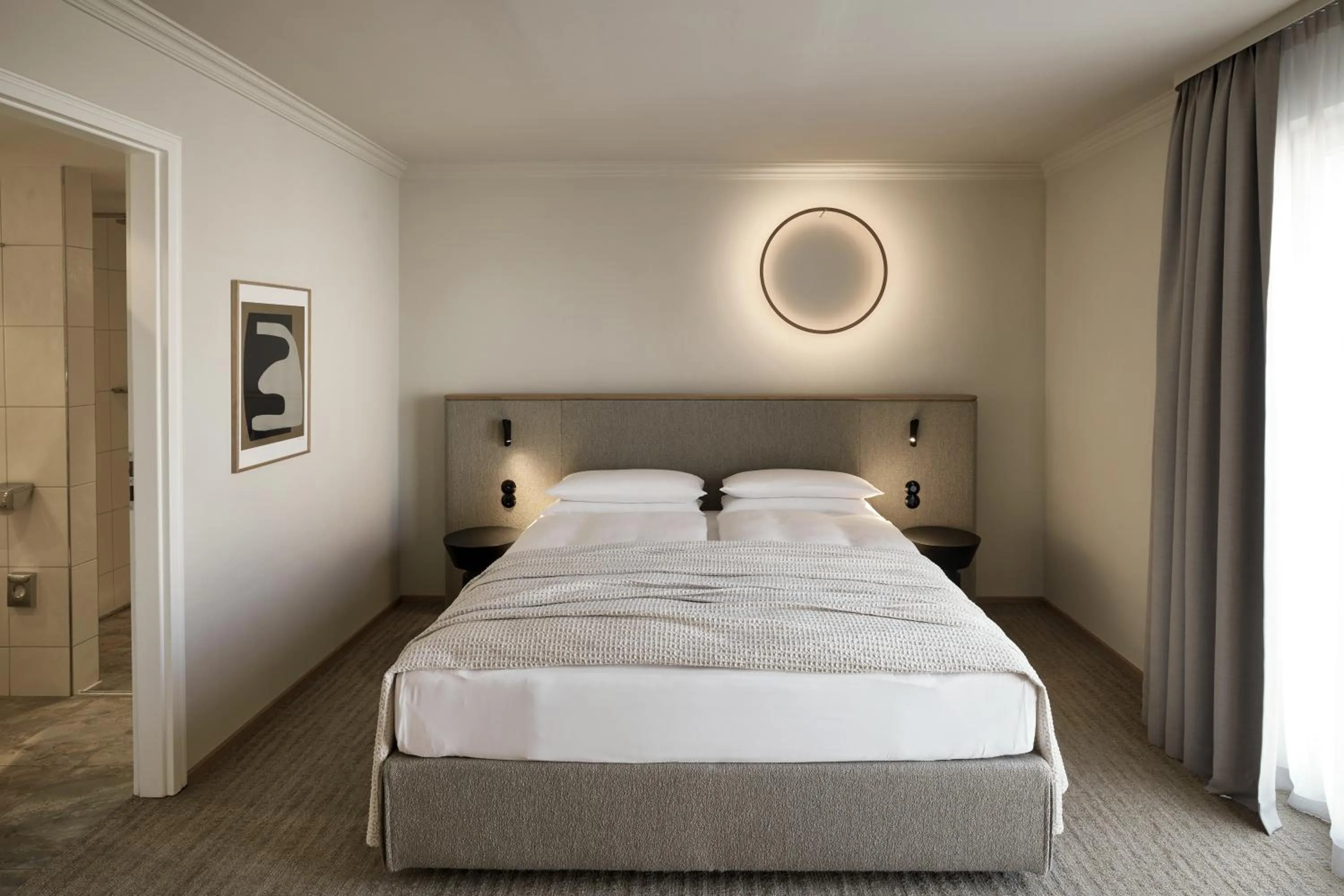 Bed in ADELANTE Boutique Hotel