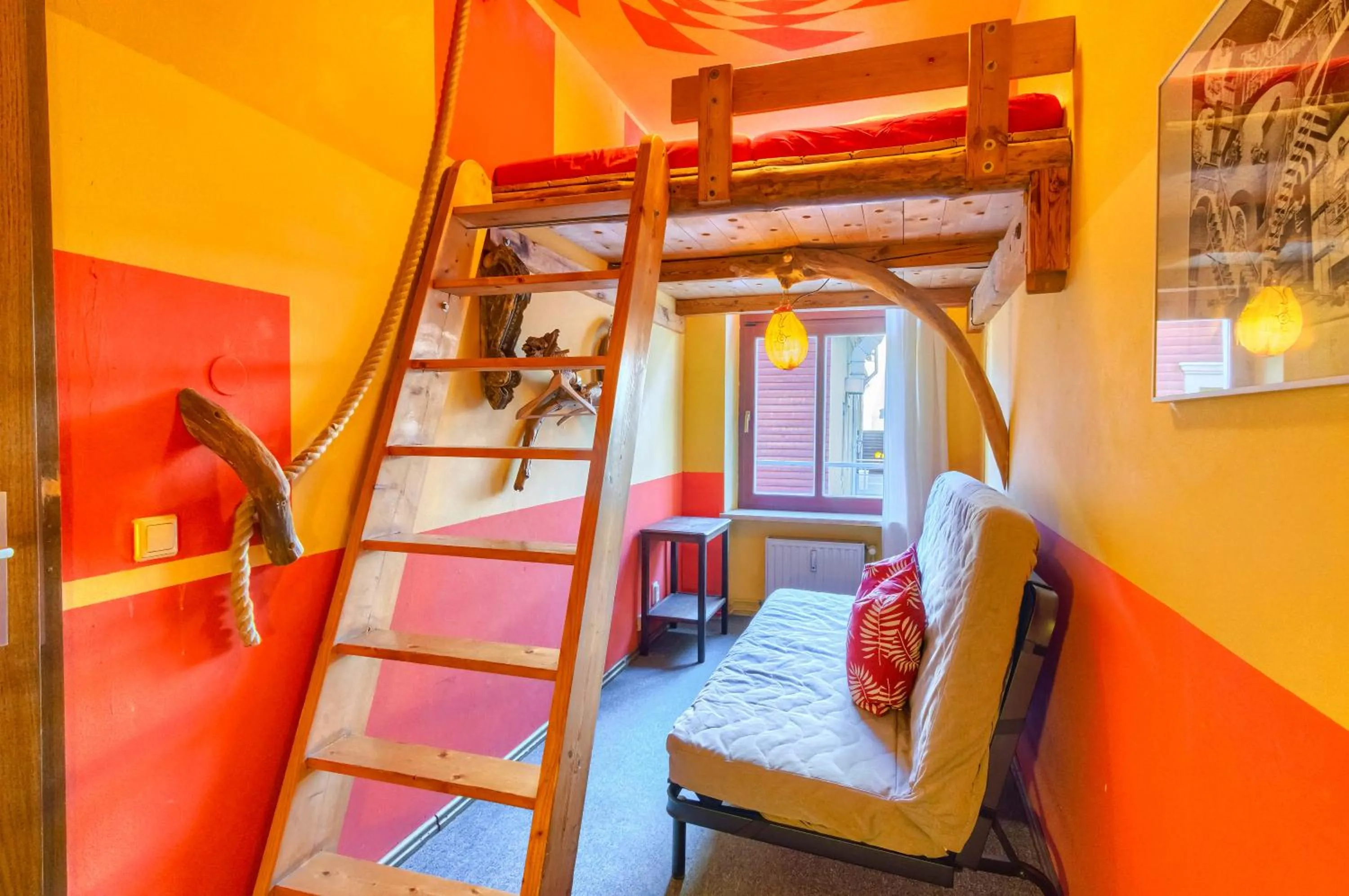 Photo of the whole room, Bed in Hostel Lollis Homestay Dresden