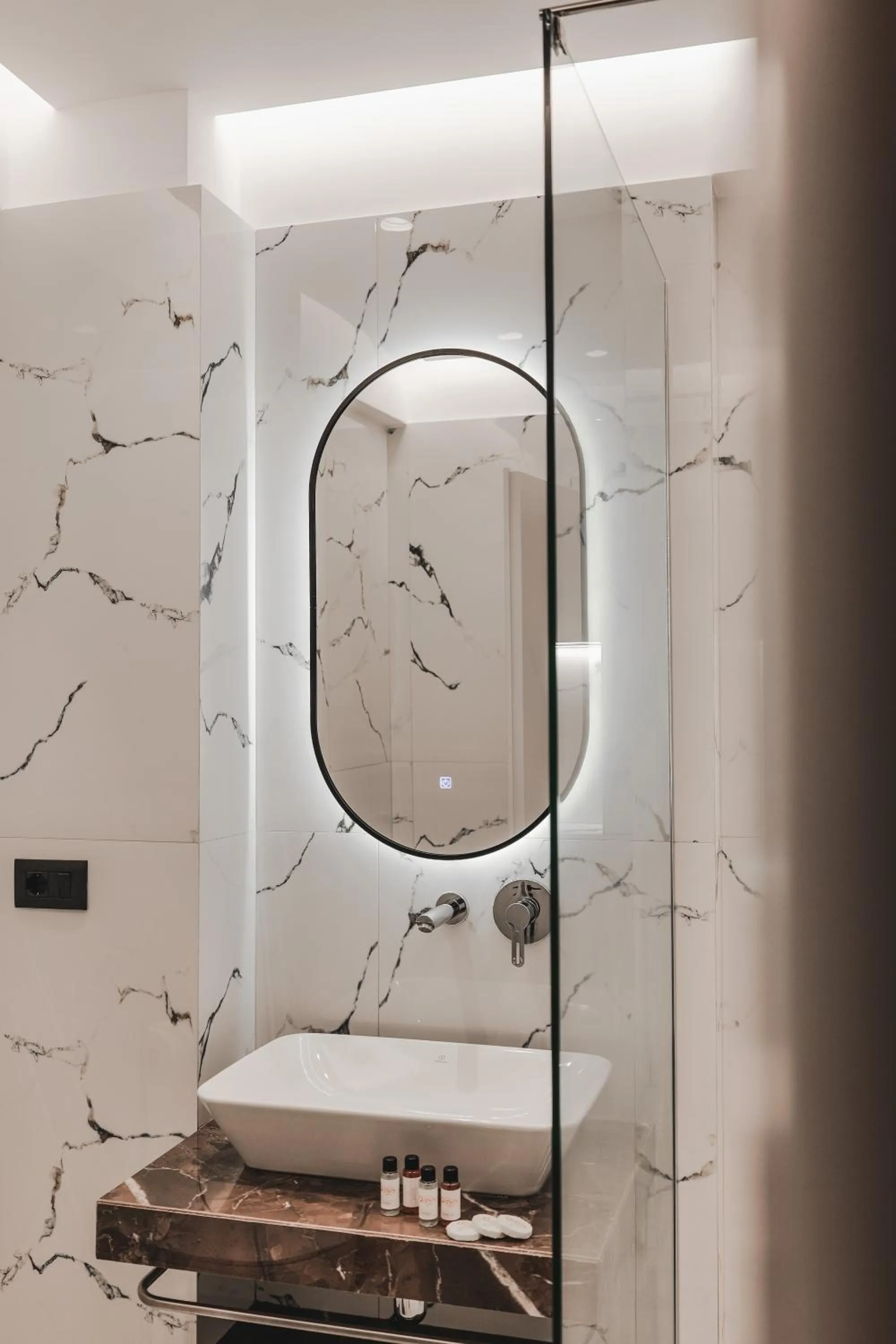 Bathroom in Hotel Oasis