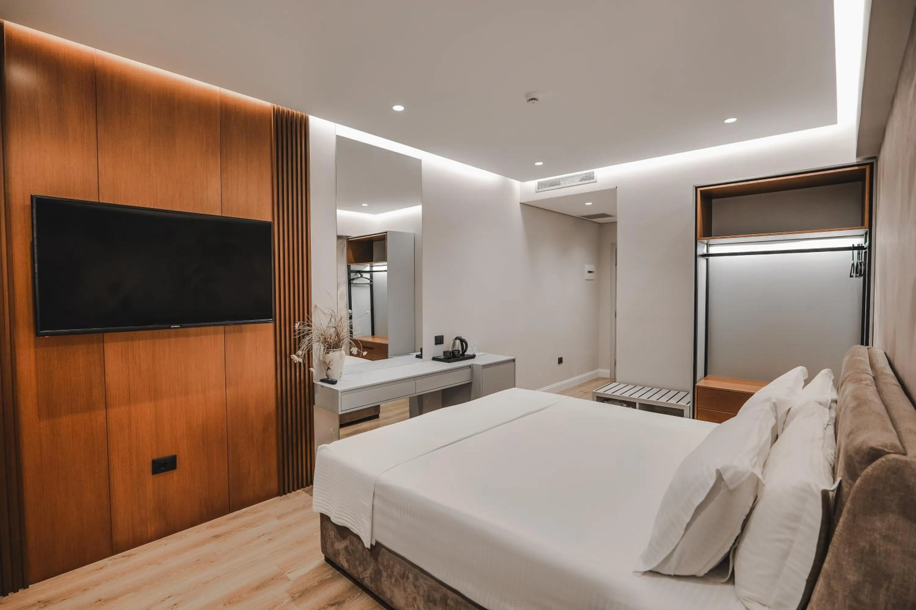 Photo of the whole room in Hotel Oasis