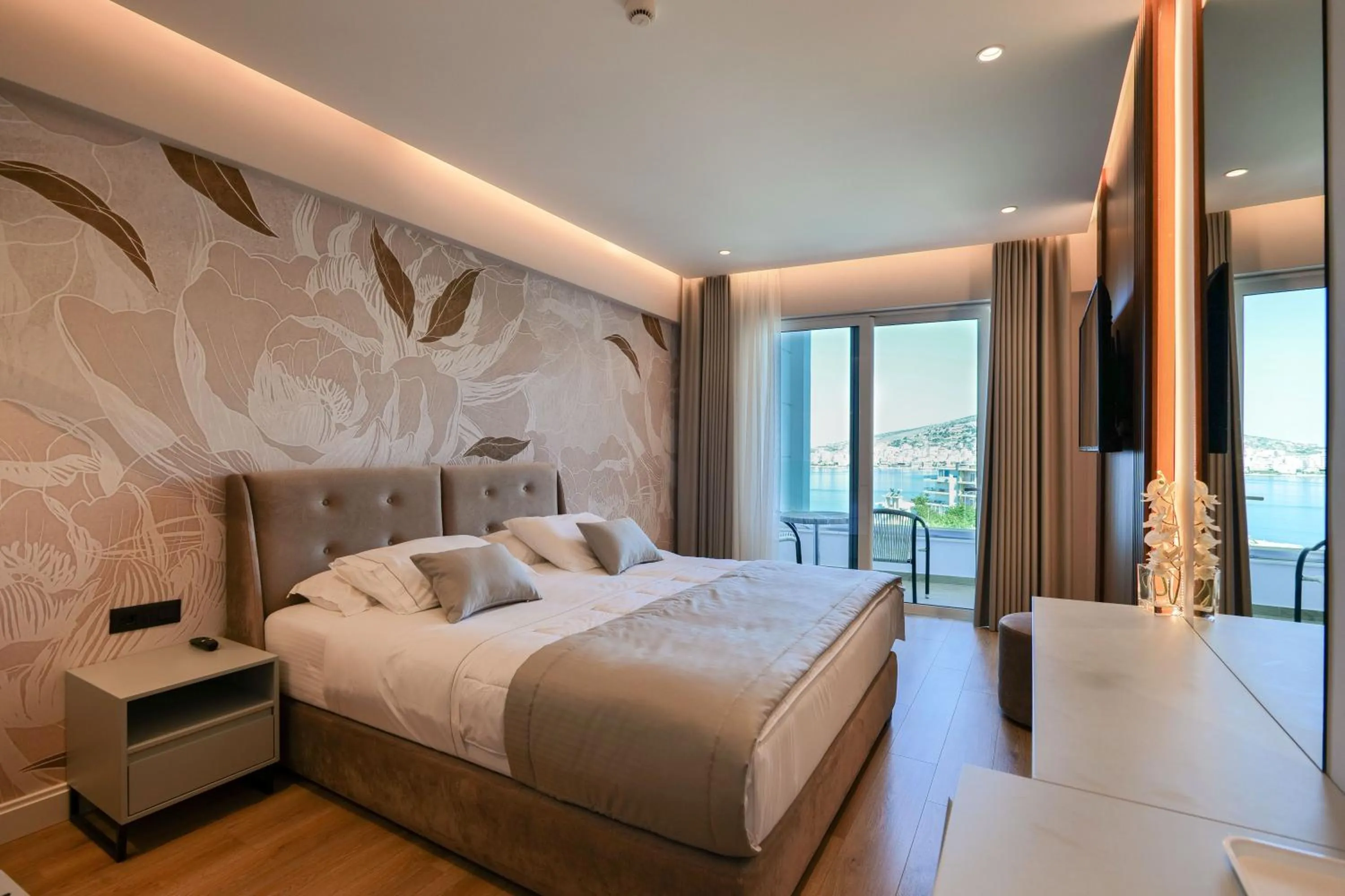 Photo of the whole room in Hotel Oasis