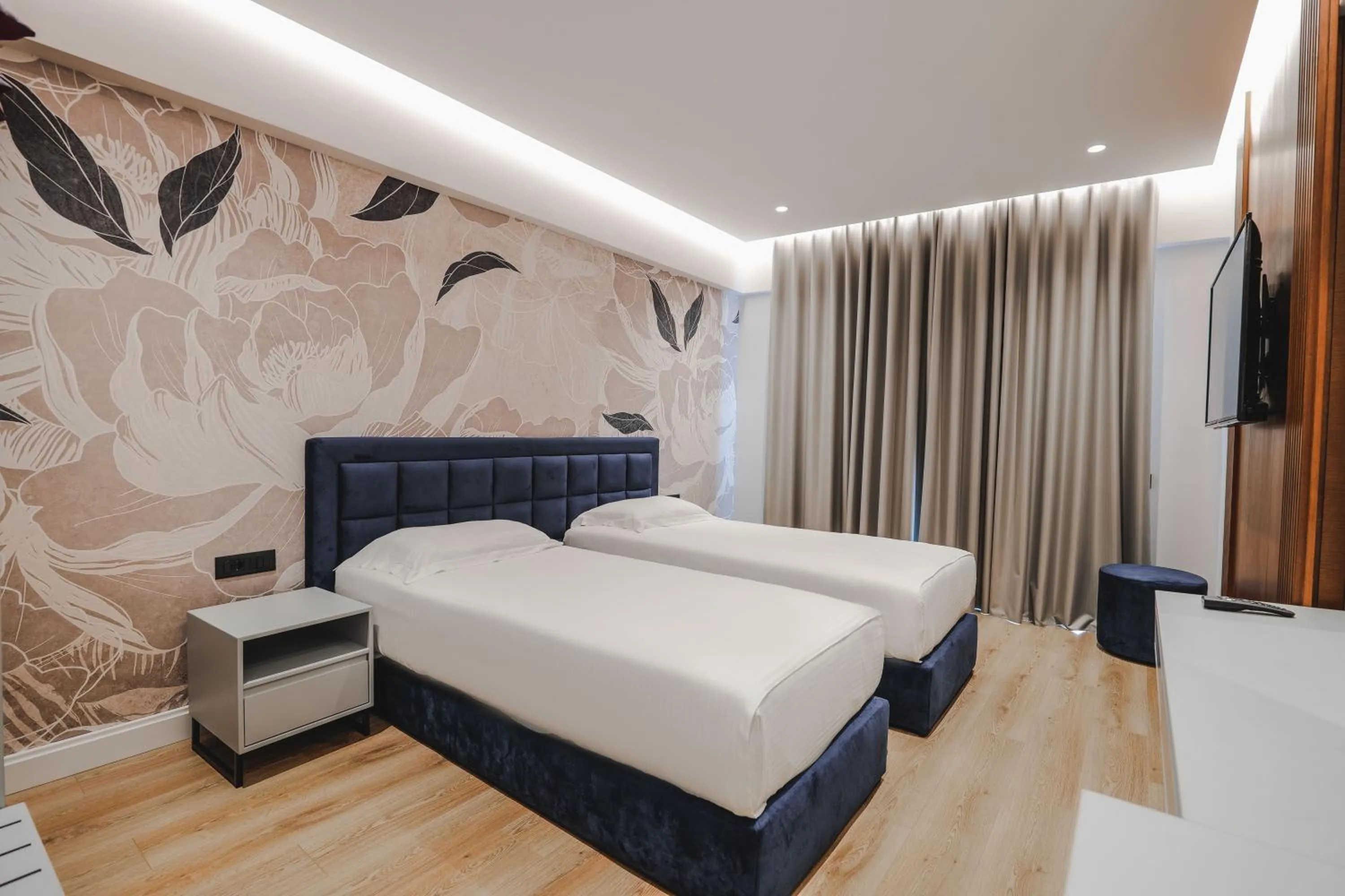 Photo of the whole room in Hotel Oasis