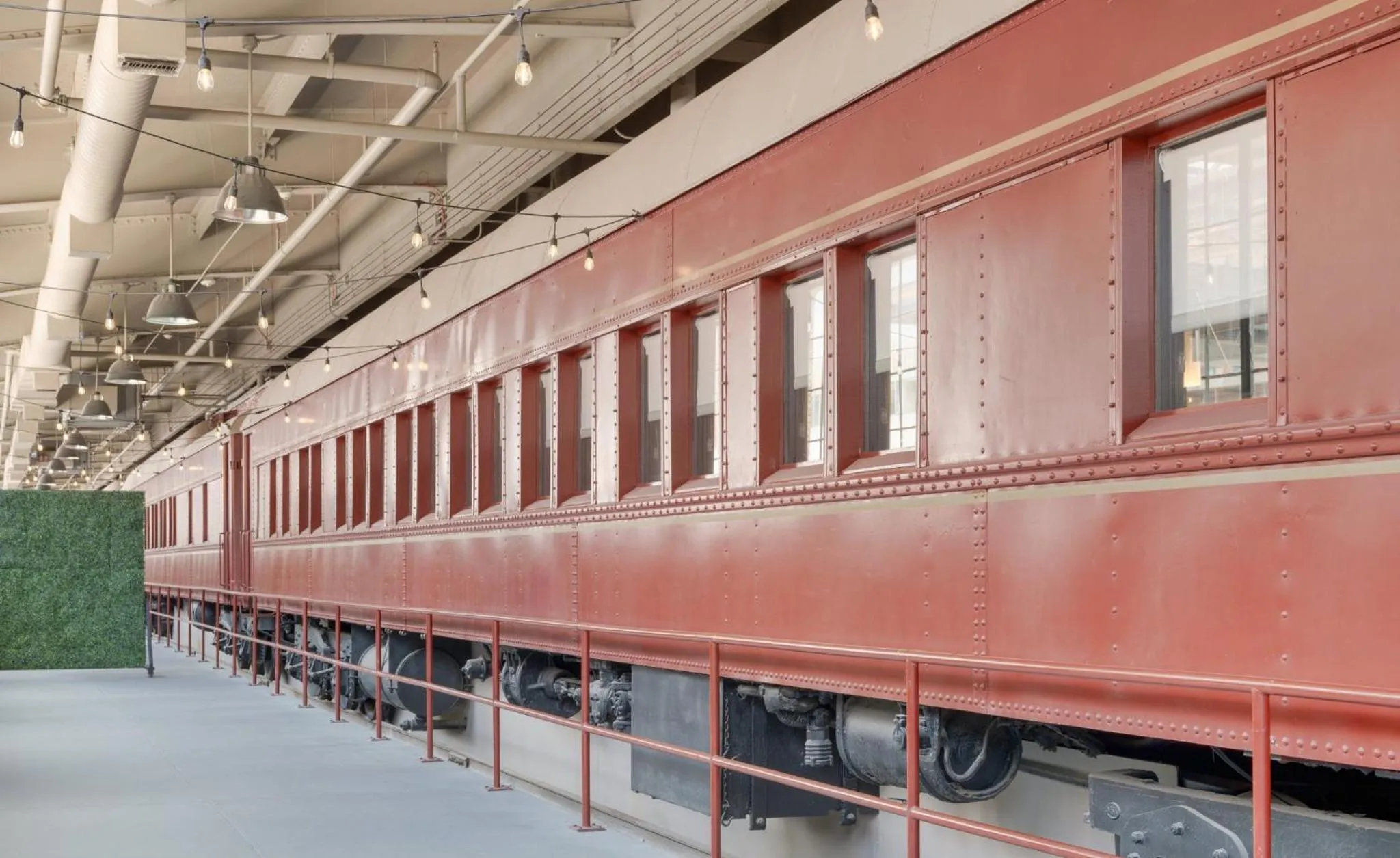 Restaurant/places to eat in Crowne Plaza Indianapolis-Dwtn-Union Stn by IHG