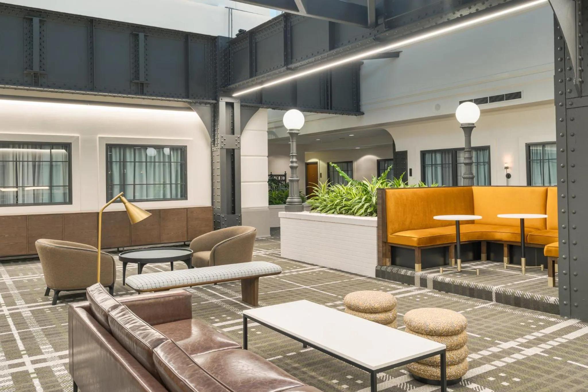 Property building in Crowne Plaza Indianapolis-Dwtn-Union Stn by IHG