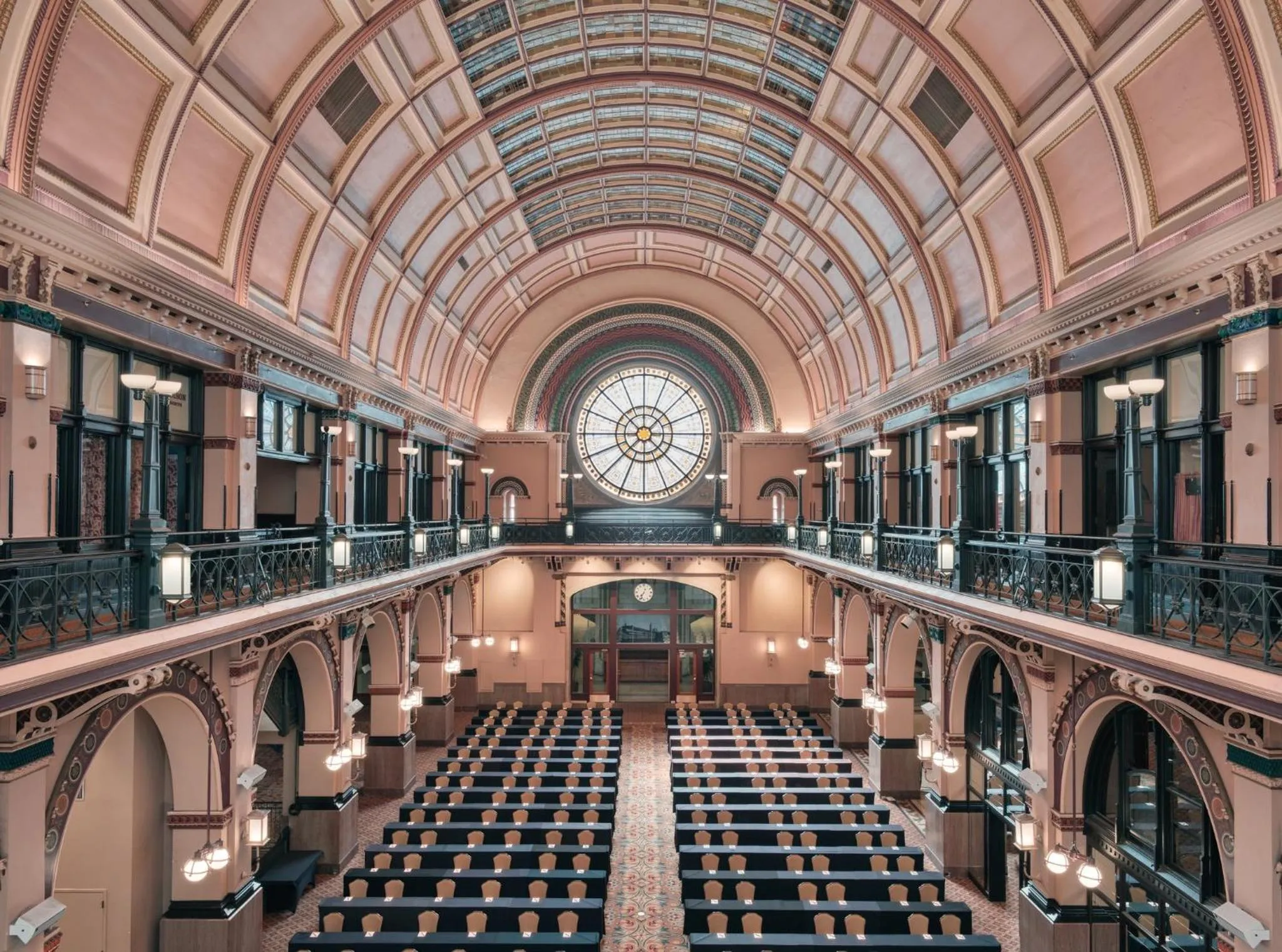 Meeting/conference room in Crowne Plaza Indianapolis-Dwtn-Union Stn by IHG