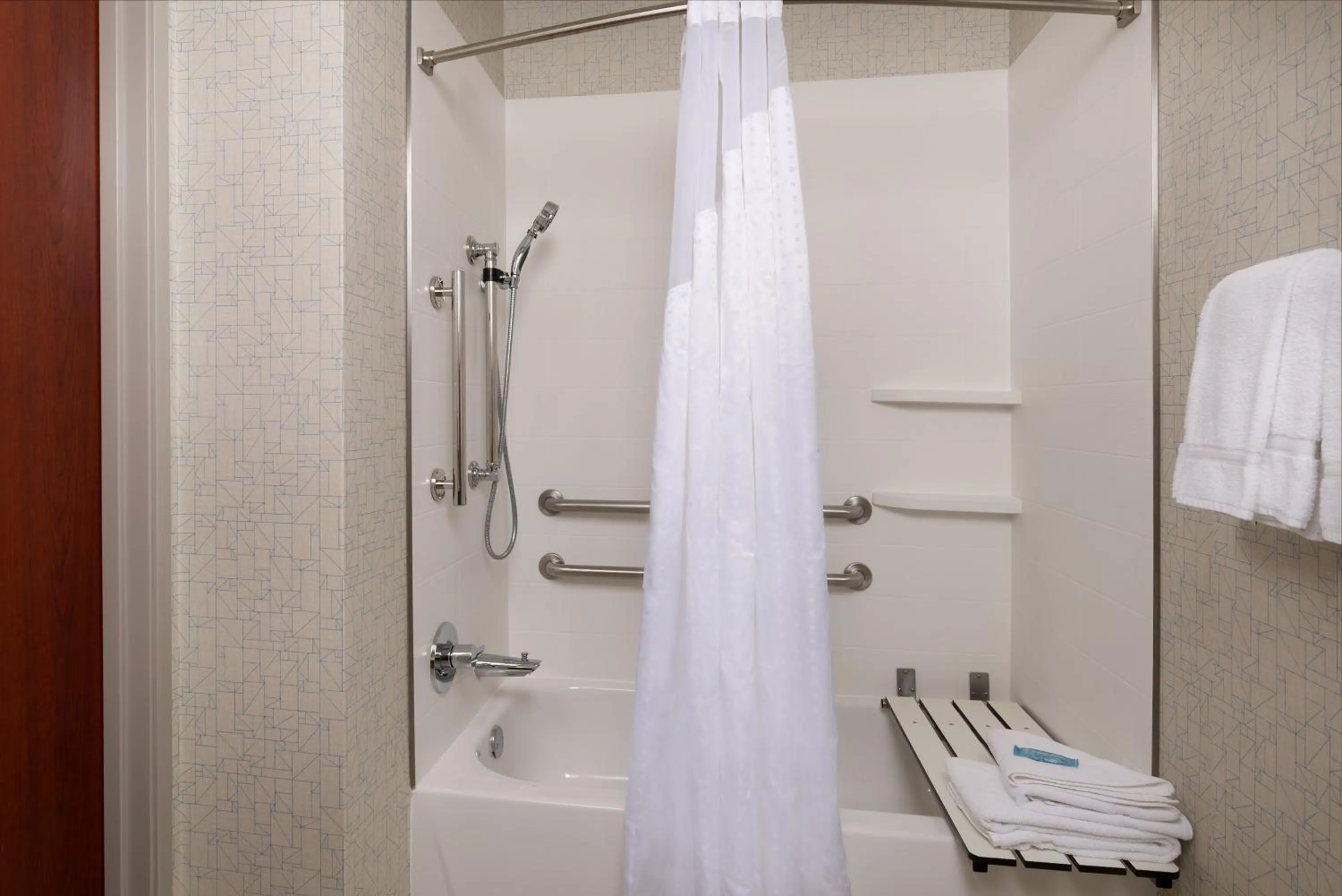 Bathroom in Holiday Inn Express Independence - Kansas City by IHG