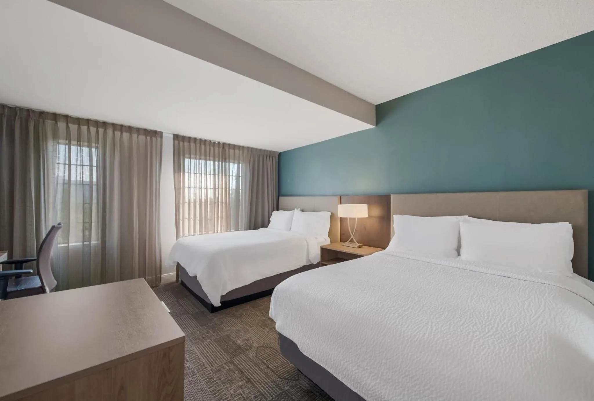 Photo of the whole room, Bed in Staybridge Suites Chesapeake-Virginia Beach by IHG