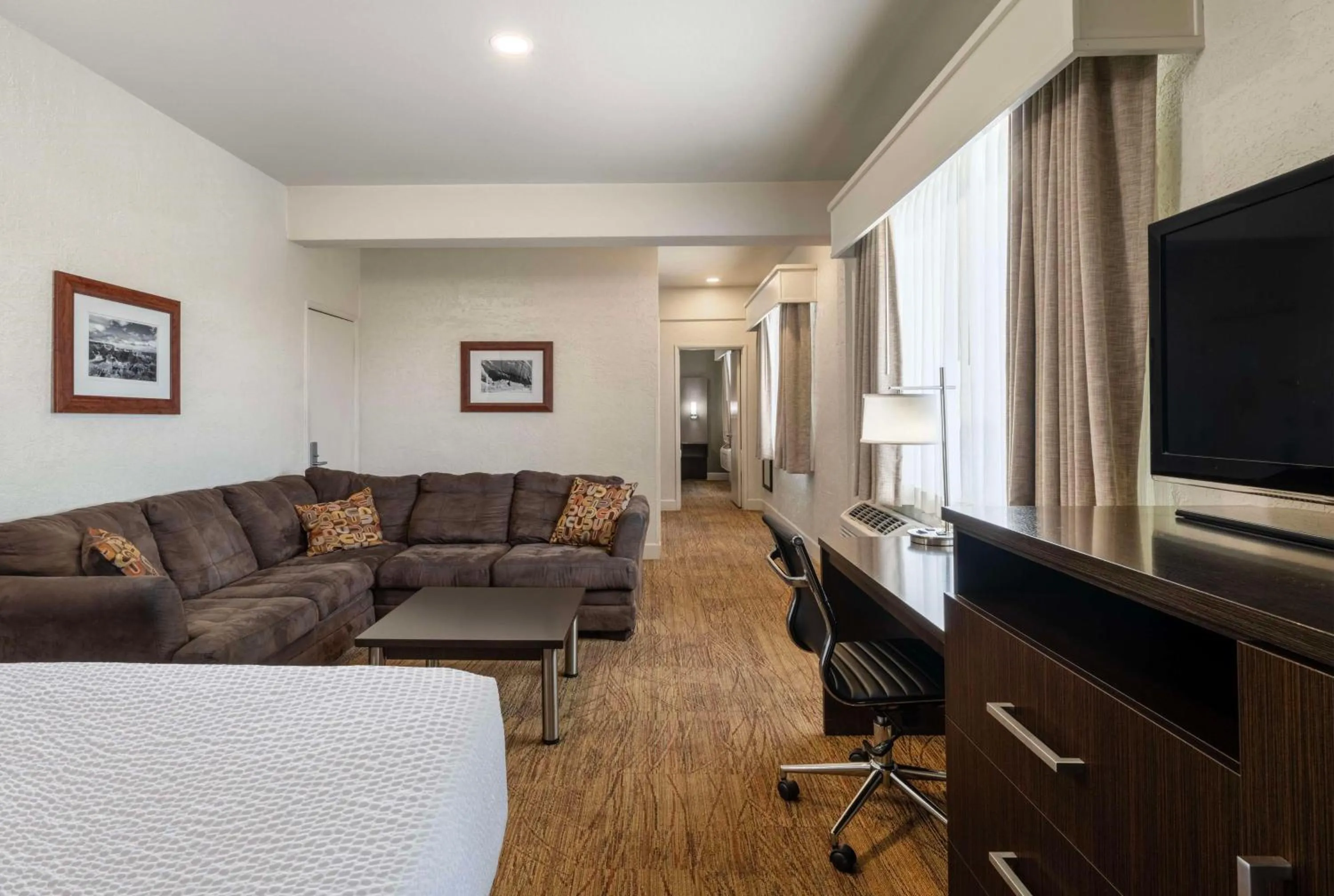 Bedroom in Best Western Pony Soldier Inn & Suites