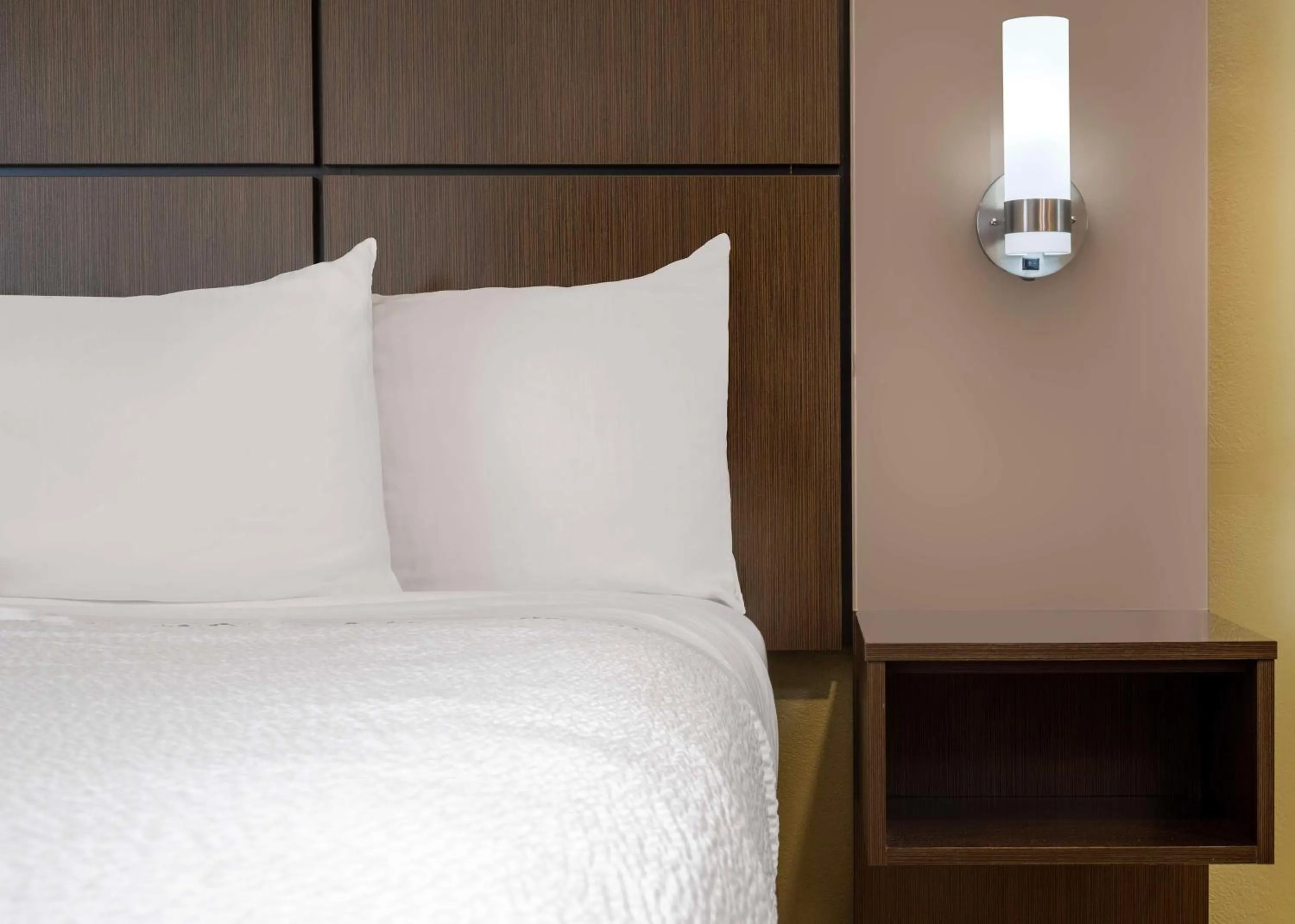 Bedroom, Bed in Best Western Pony Soldier Inn & Suites