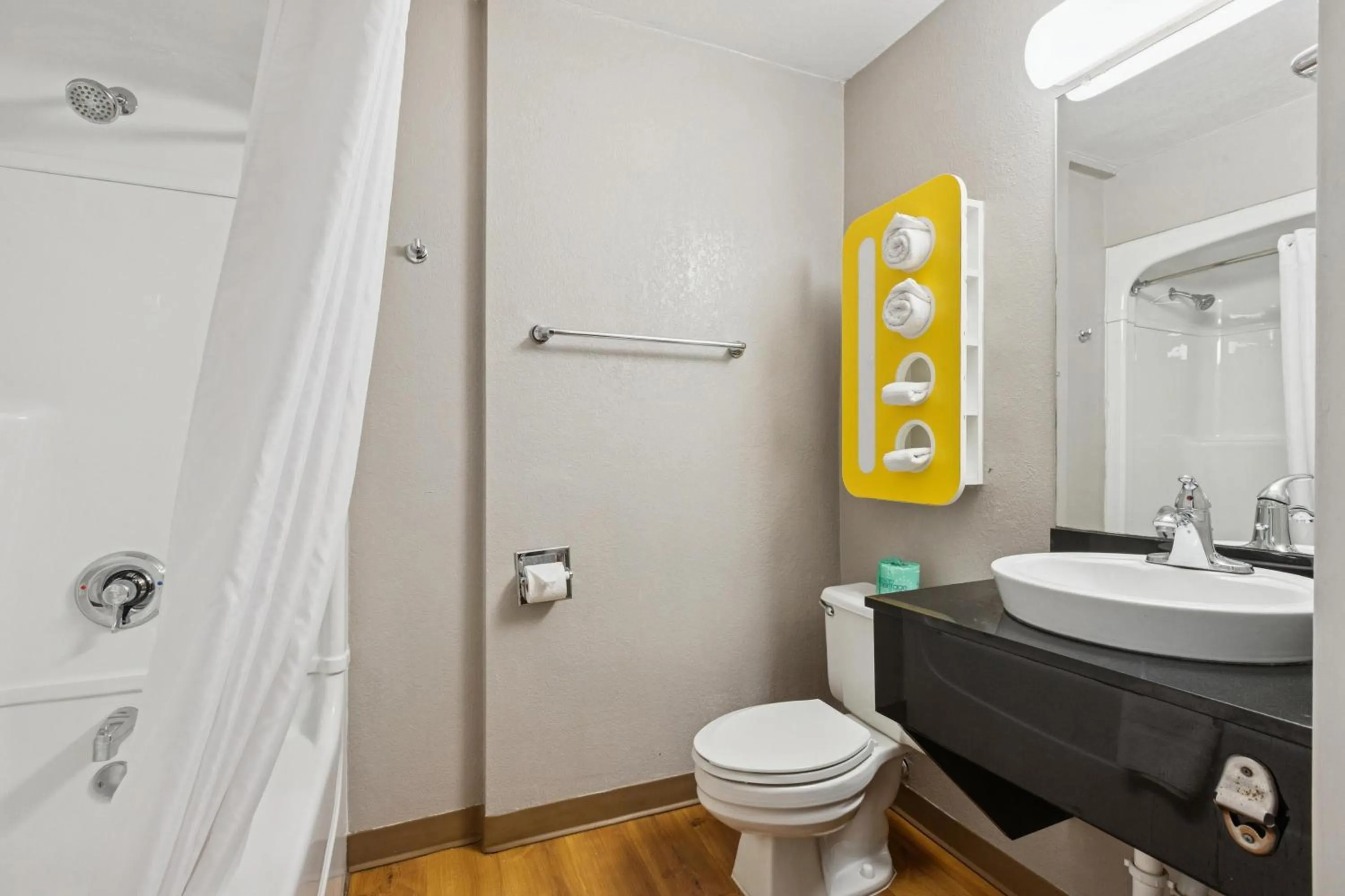 Bathroom in Motel 6-Piscataway, NJ