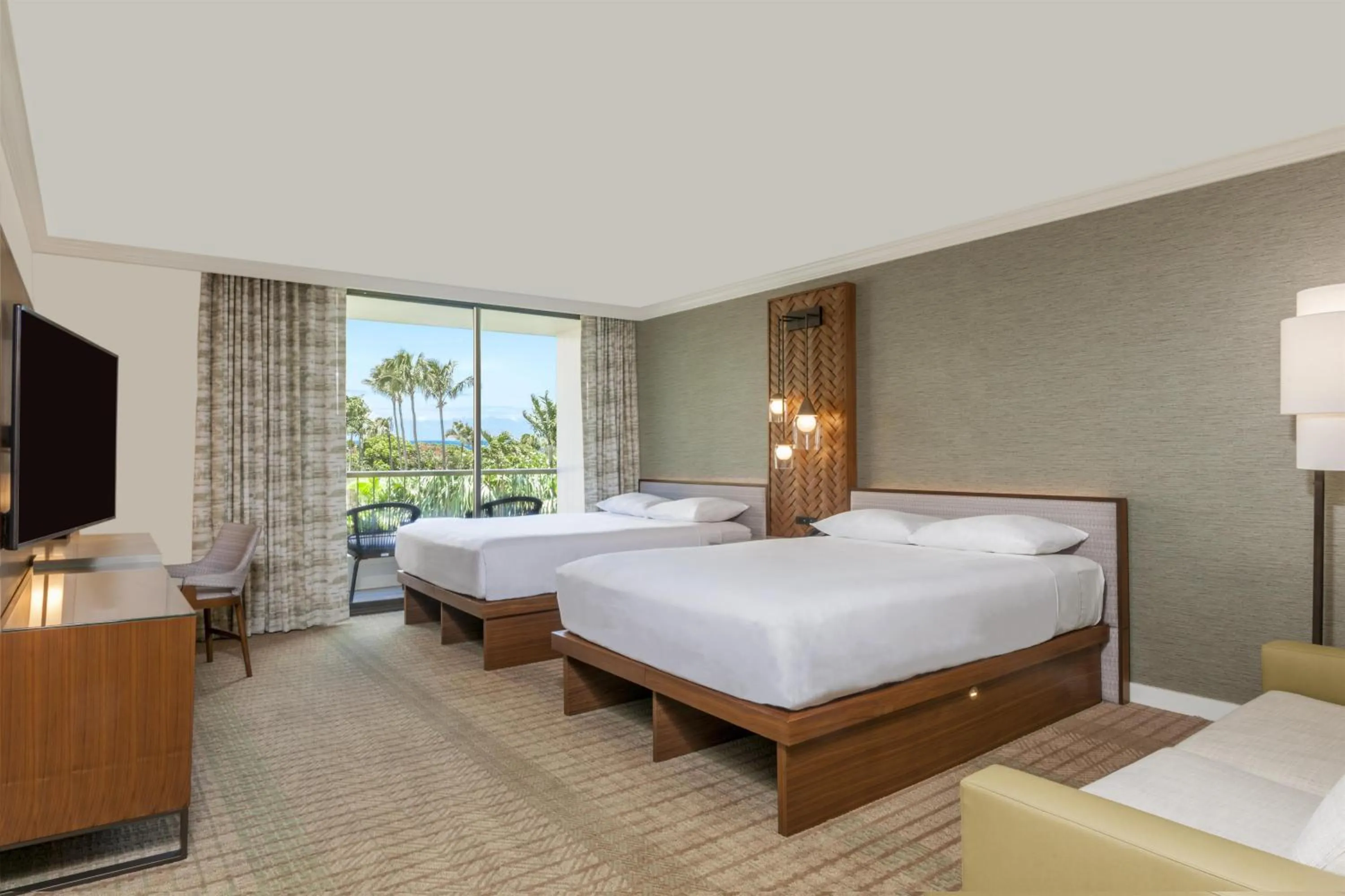 Bedroom, Bed in Hyatt Regency Maui Resort & Spa