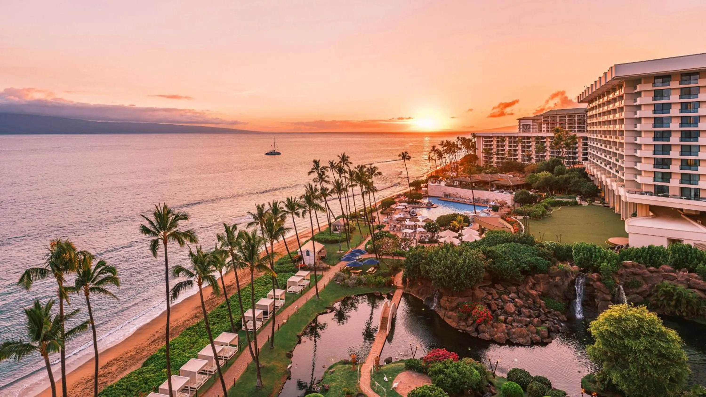 Property building in Hyatt Regency Maui Resort & Spa